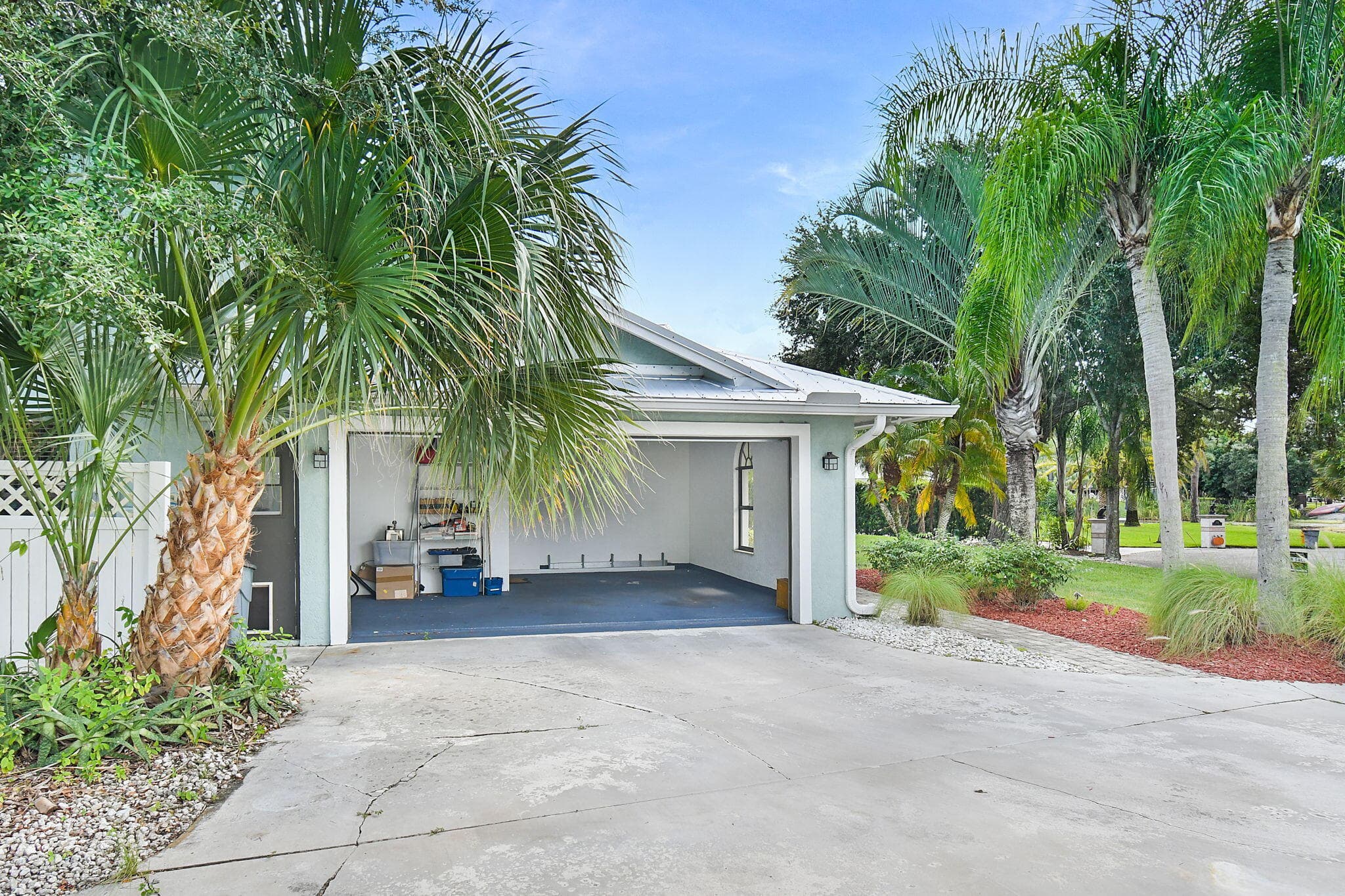 1225 SW Magnolia Bluff Drive, Palm City, FL 34990 — photo 39 of 52