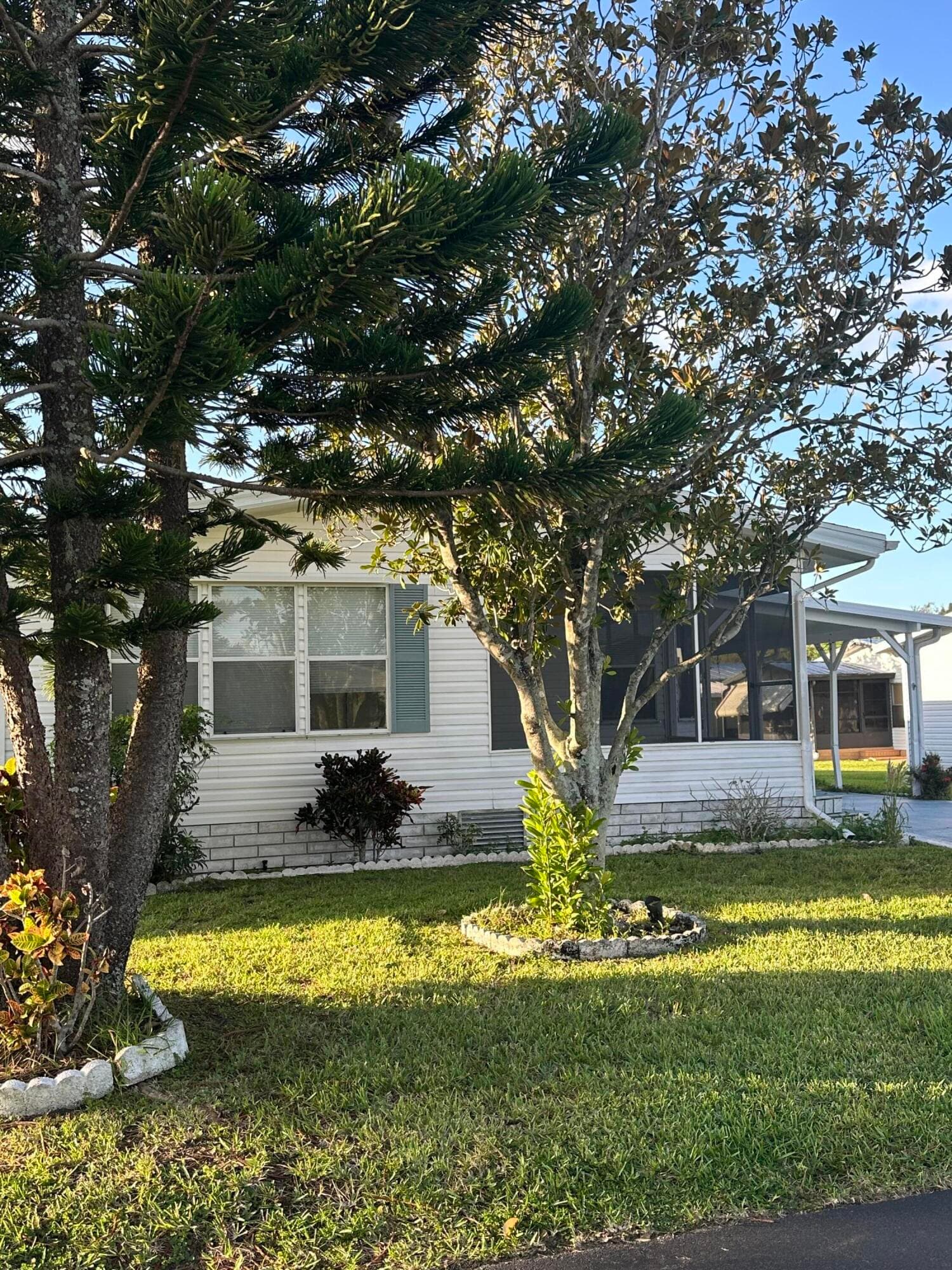 528 Tropical Isles Circle, Fort Pierce, FL 34982 — photo 1 of 16