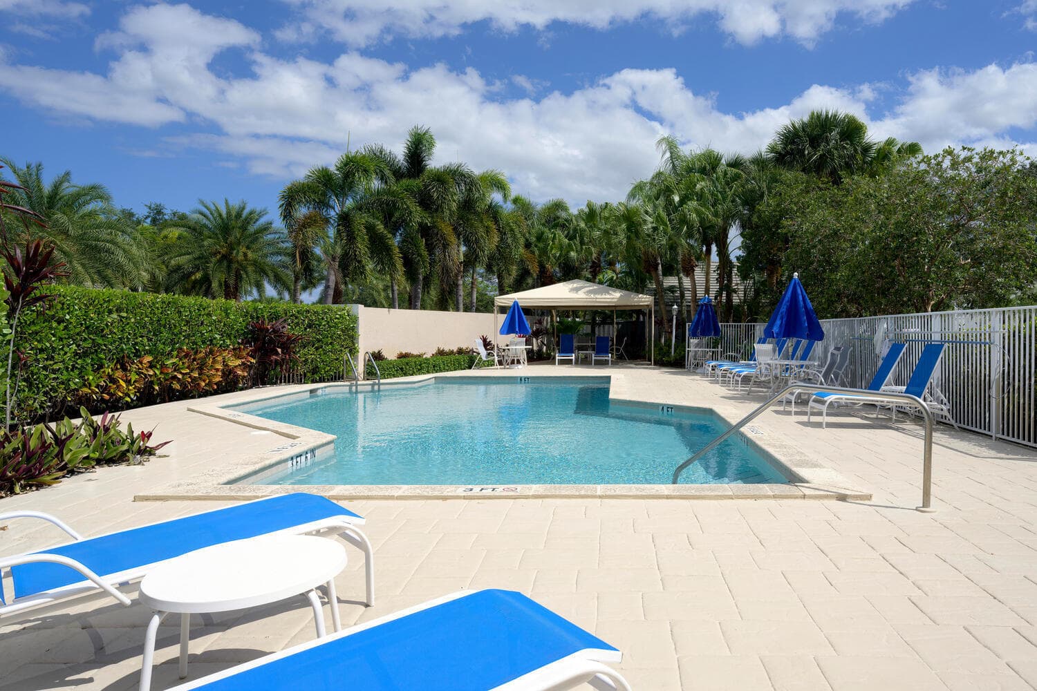 32 Admirals Court, Palm Beach Gardens, FL 33418 — photo 21 of 26