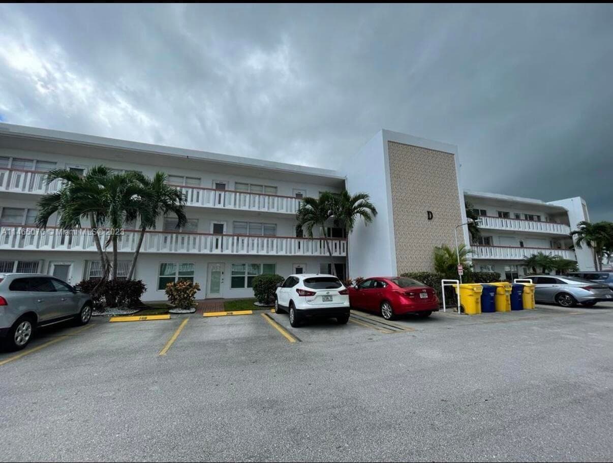308 Wellington D, West Palm Beach, FL 33417 — photo 13 of 13