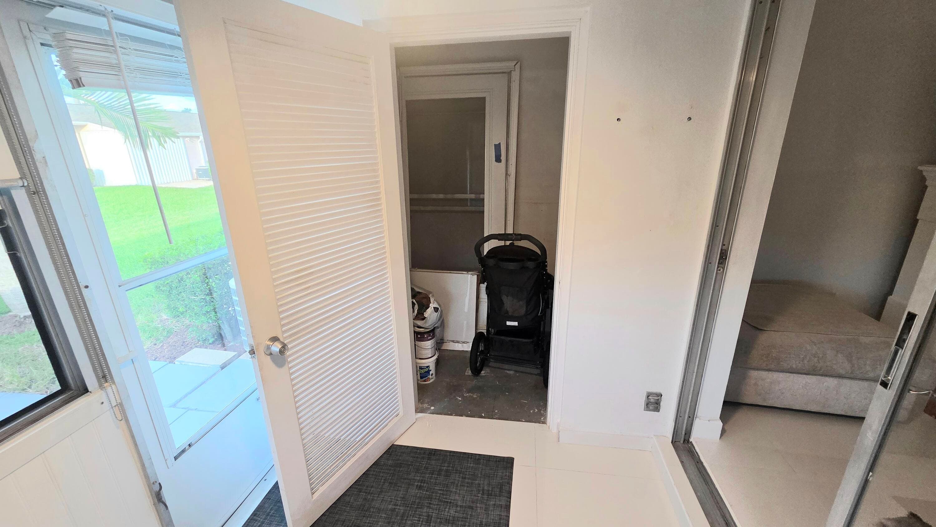 2568 Dudley Drive E G, West Palm Beach, FL 33415 — photo 23 of 38