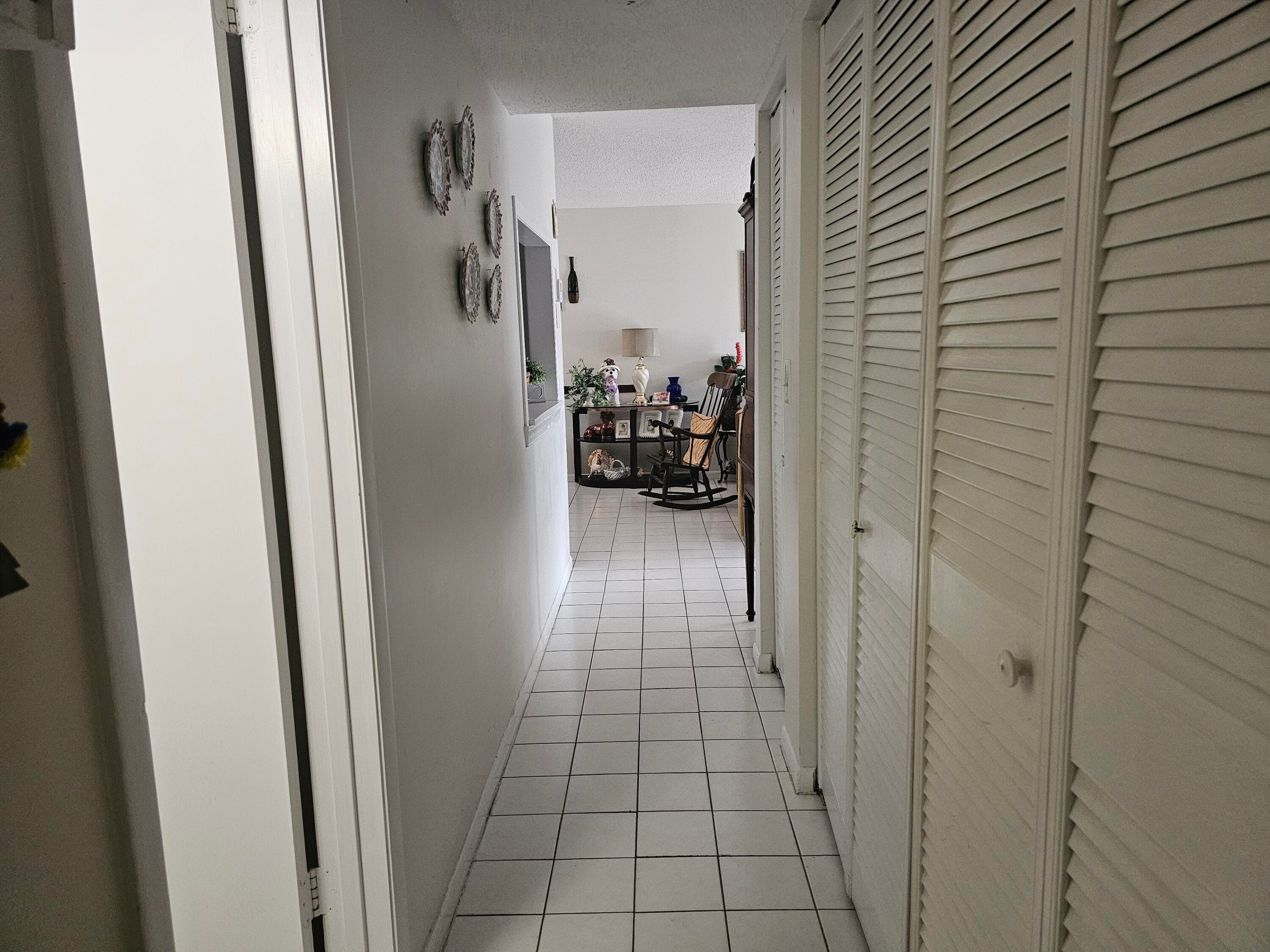 721 Lori Dr 105, Palm Springs, FL 33461 — photo 7 of 24