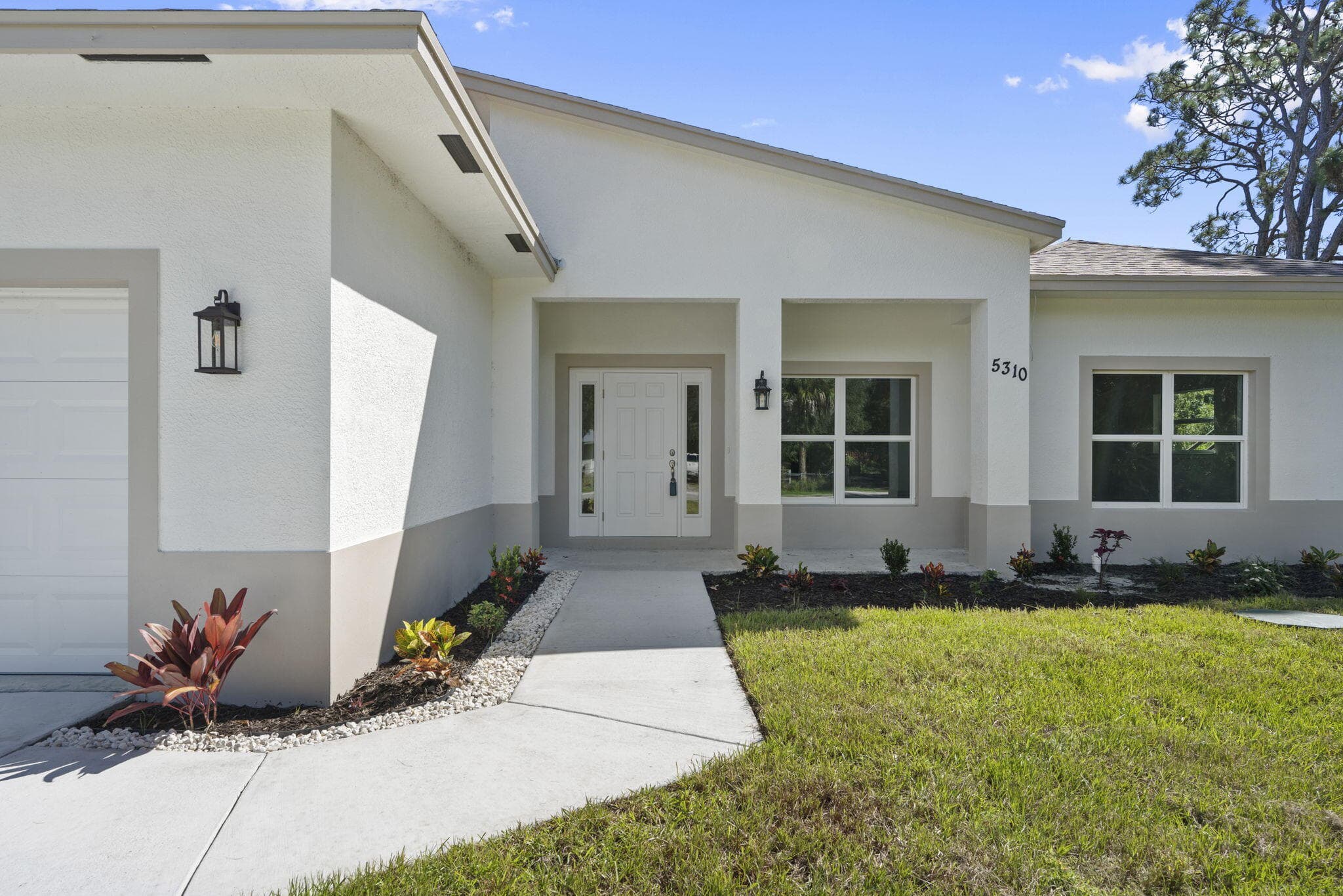 5310 Sunset Boulevard, Fort Pierce, FL 34982 — photo 8 of 38