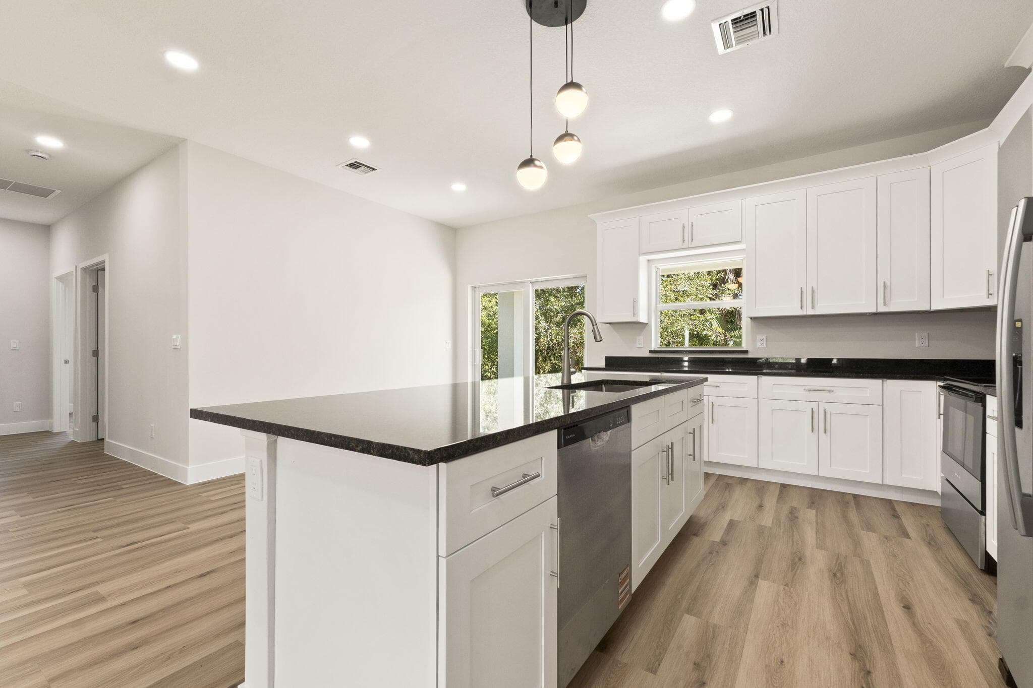 5310 Sunset Boulevard, Fort Pierce, FL 34982 — photo 13 of 38