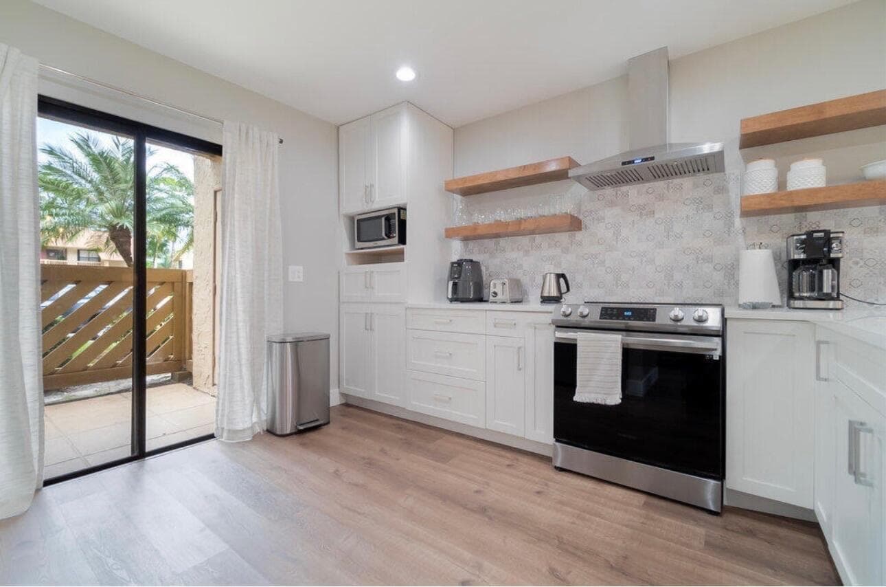 13033 Northshire Trail 21, Wellington, FL 33414 — photo 4 of 18