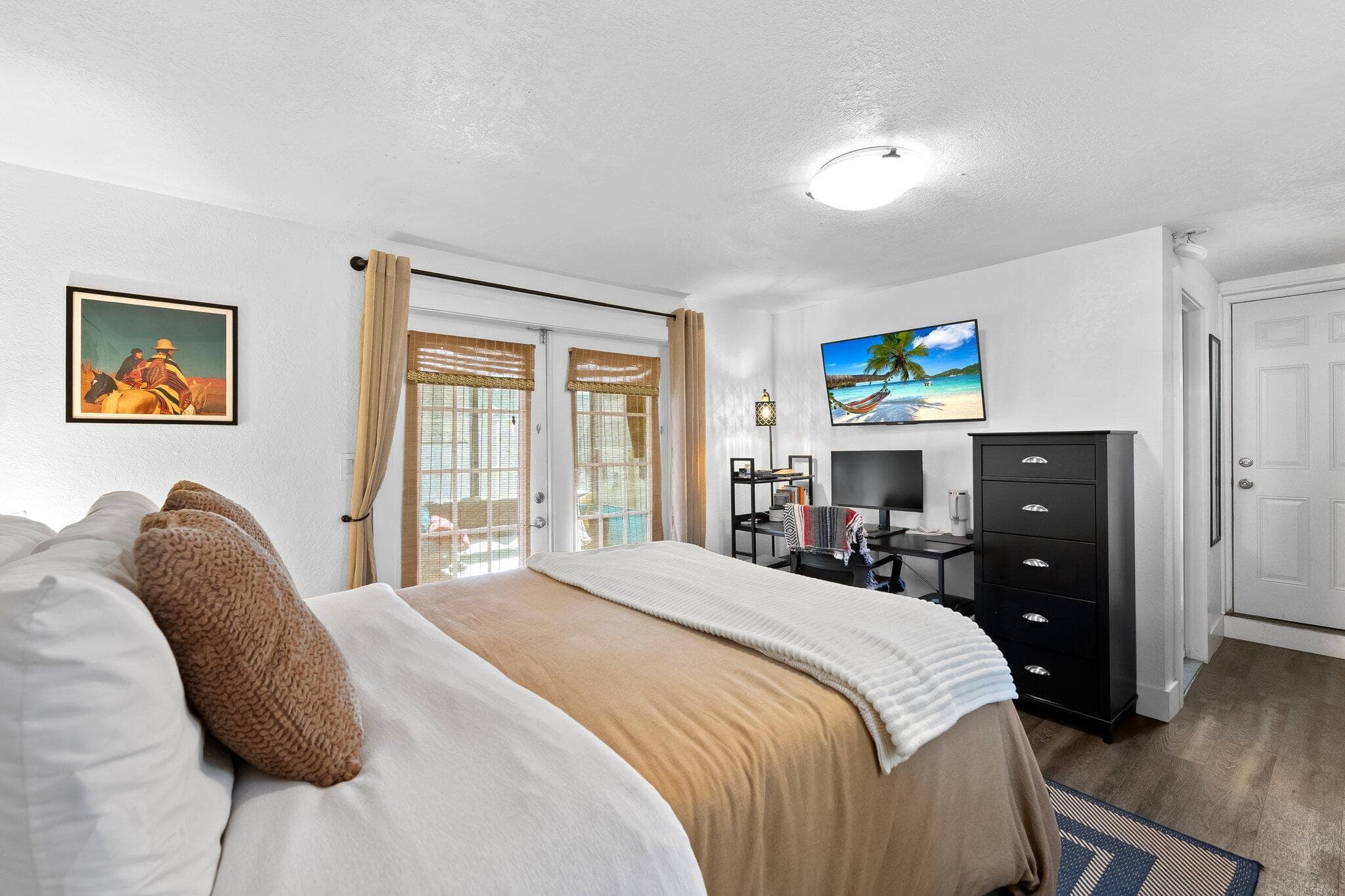 1140 SW 9th Avenue, Fort Lauderdale, FL 33315 — photo 5 of 18