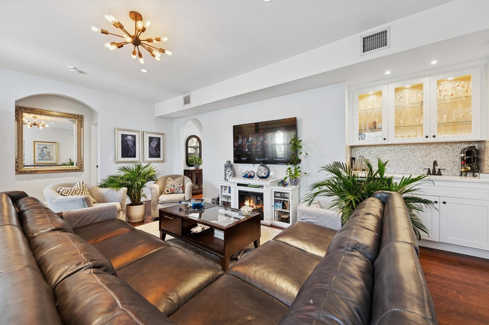 310 Almeria Road, West Palm Beach, FL 33405 — photo 8 of 69