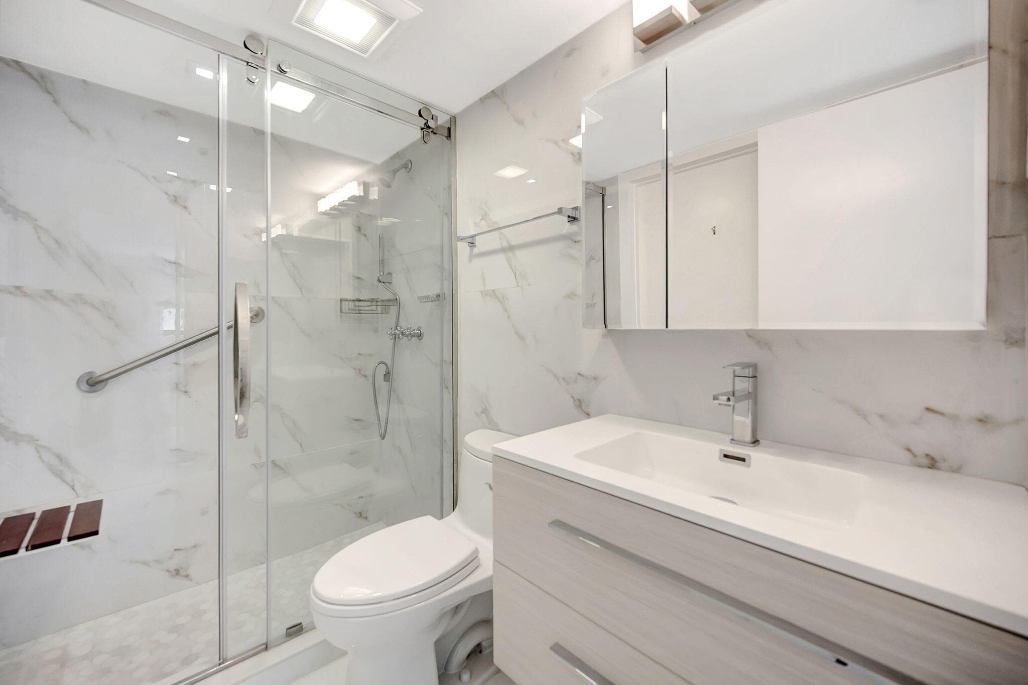 540 Brickell Key Drive 919, Miami, FL 33131 — photo 15 of 42