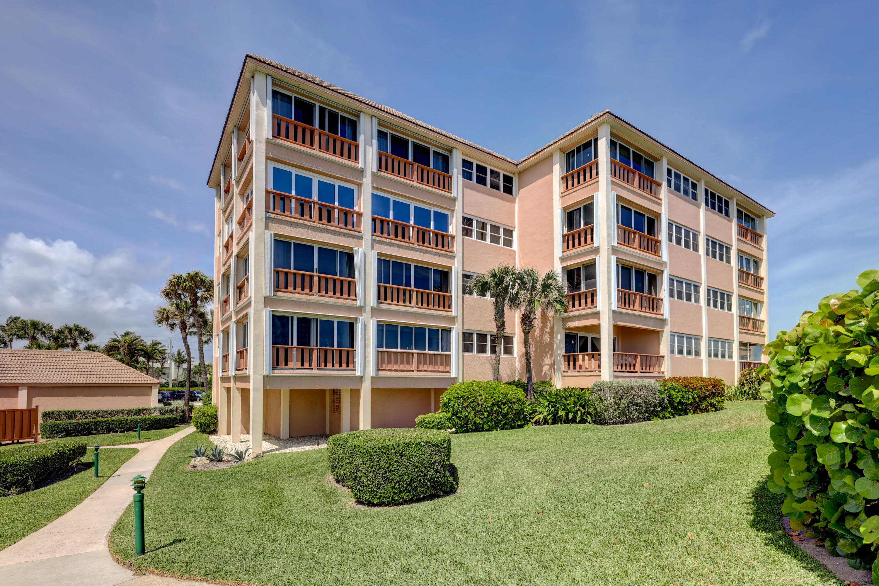 1555 NE Ocean Boulevard 205, Stuart, FL 34996 — photo 11 of 57