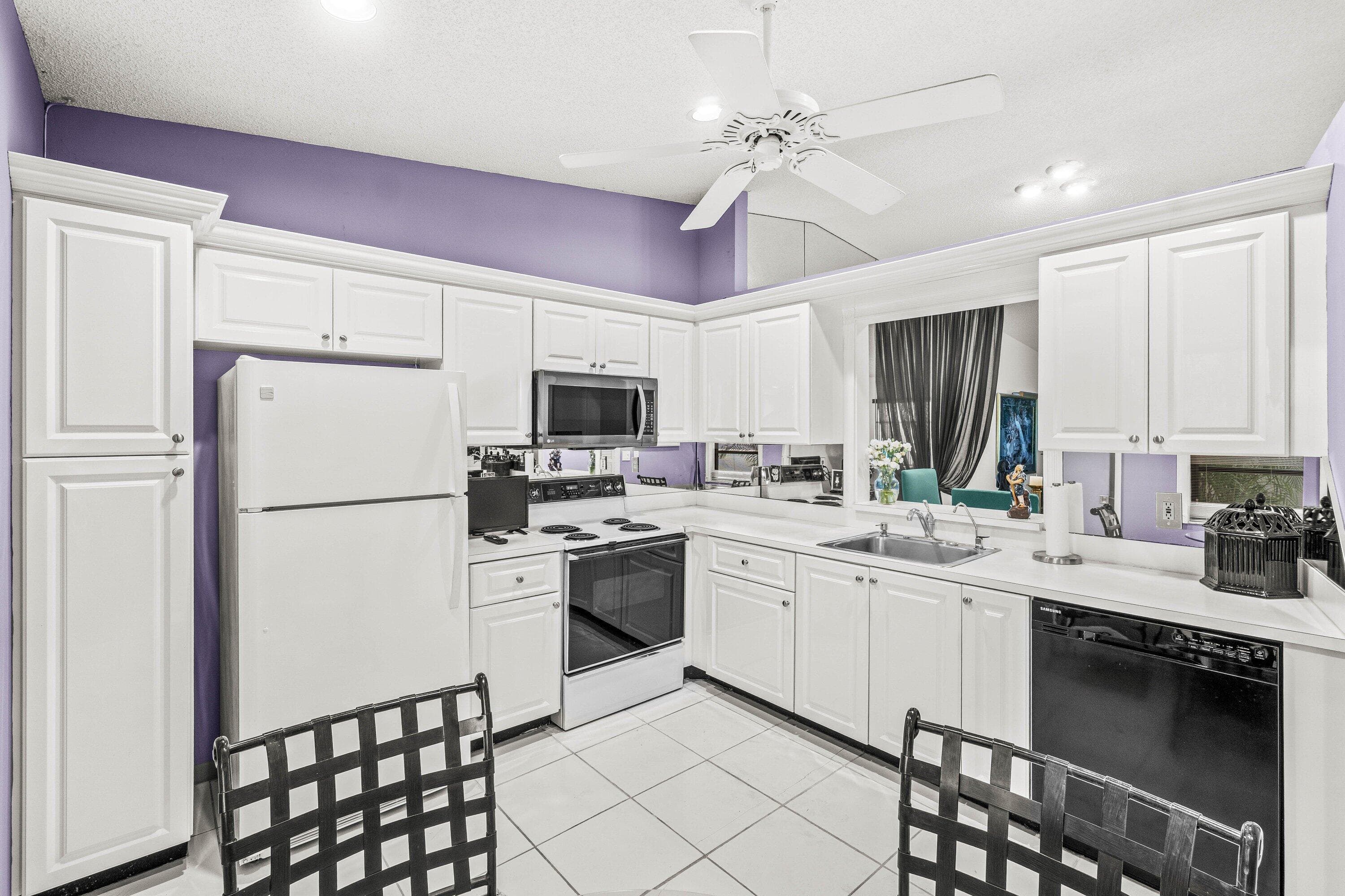 8191 Whispering Palm Drive, Boca Raton, FL 33496 — photo 14 of 34