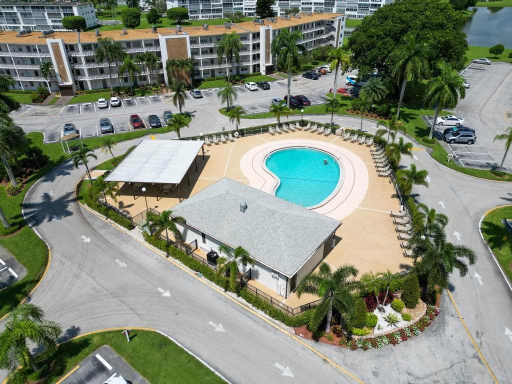 2044 Hythe C, Boca Raton, FL 33434 — photo 29 of 36