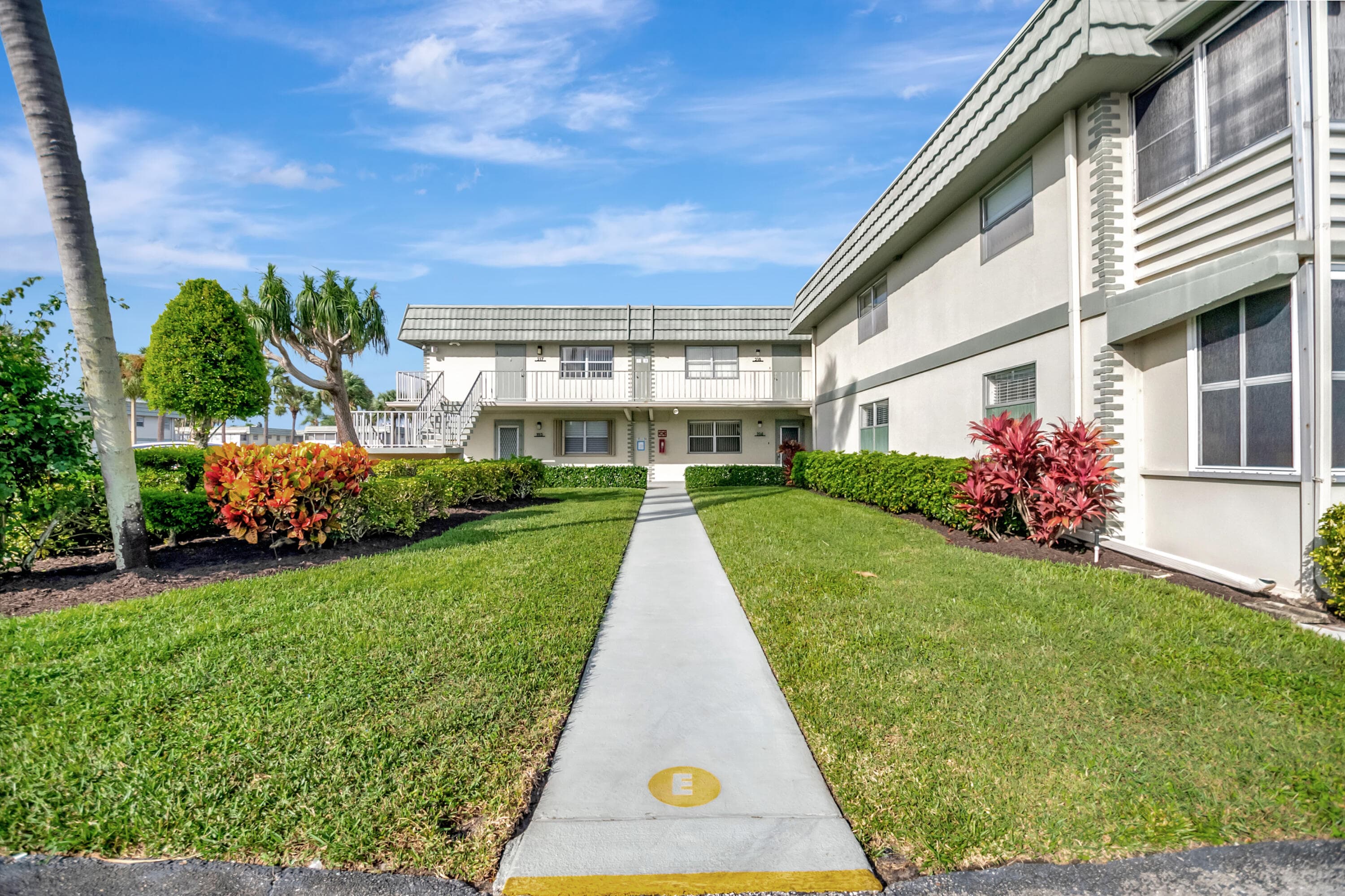 195 Monaco E 195, Delray Beach, FL 33446 — photo 1 of 64