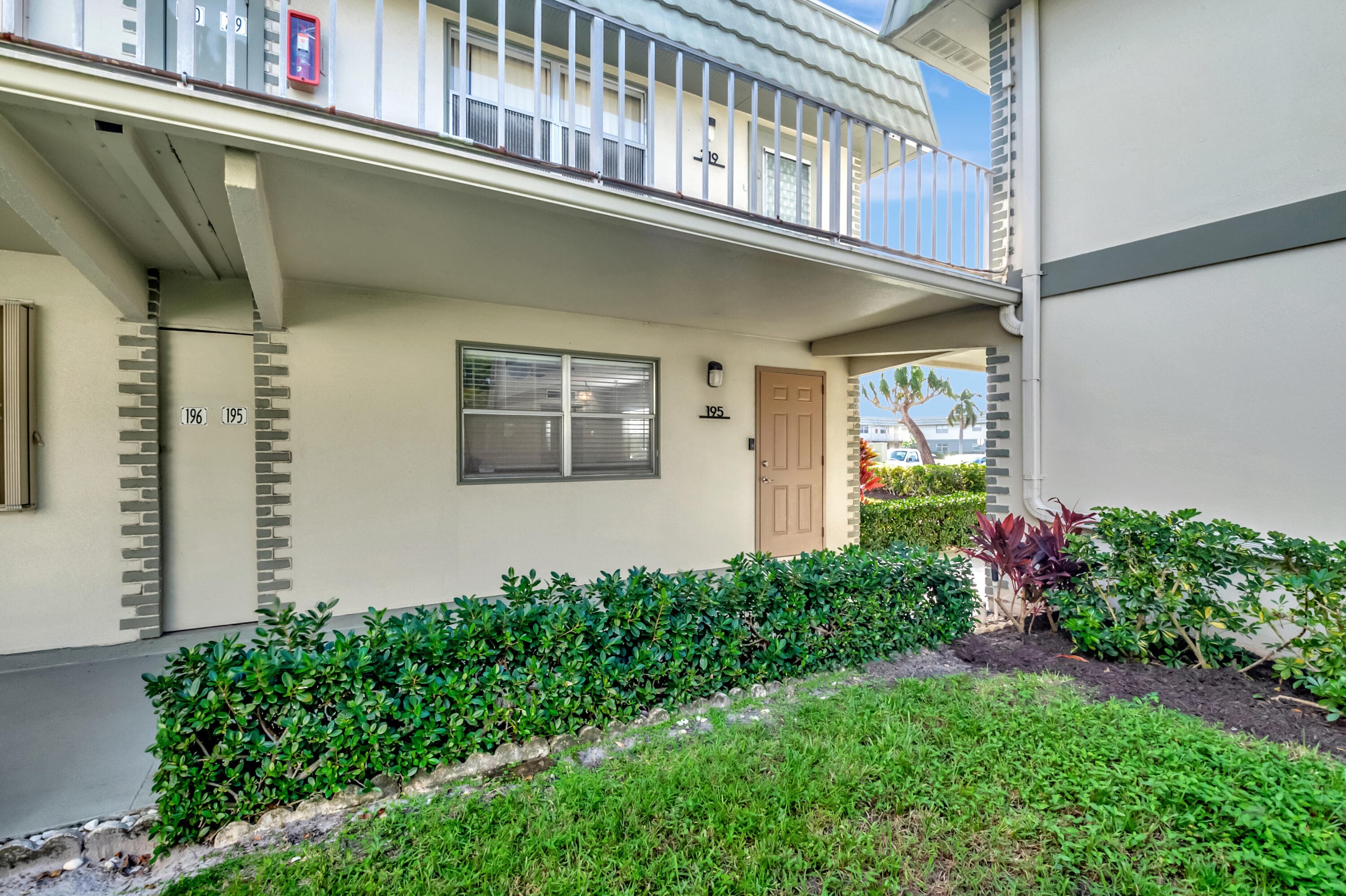 195 Monaco E 195, Delray Beach, FL 33446 — photo 4 of 64