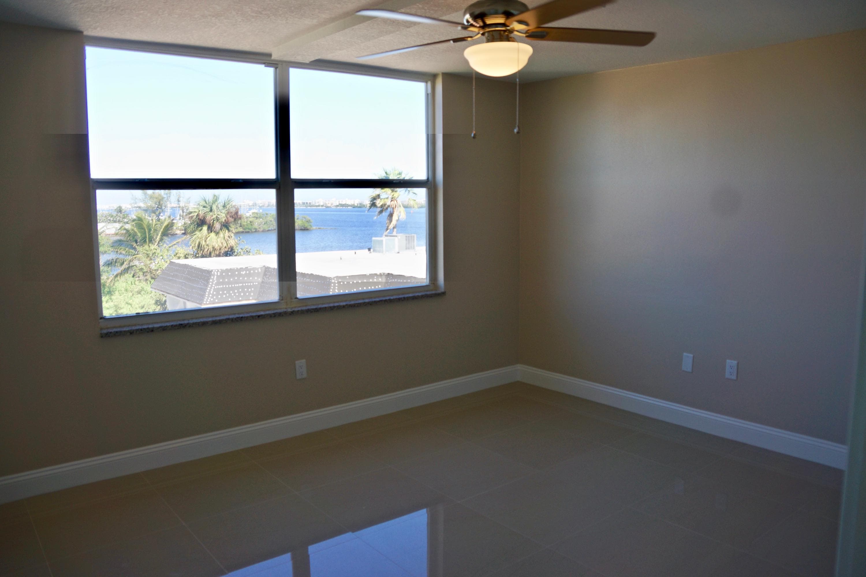 301 Croton Avenue 406, Lantana, FL 33462 — photo 17 of 21