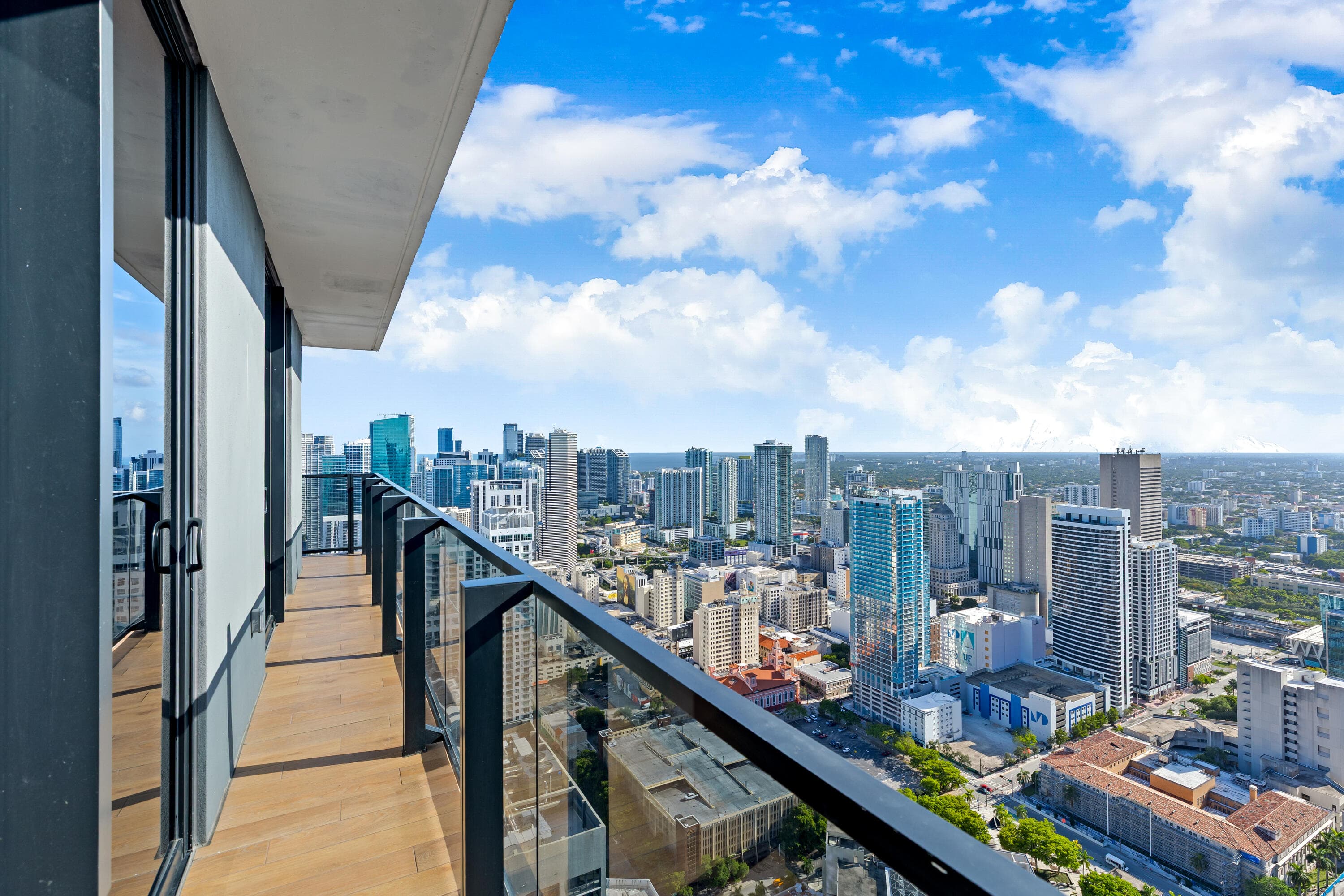 398 NE 5th Street 4618, Miami, FL 33132 — photo 39 of 80