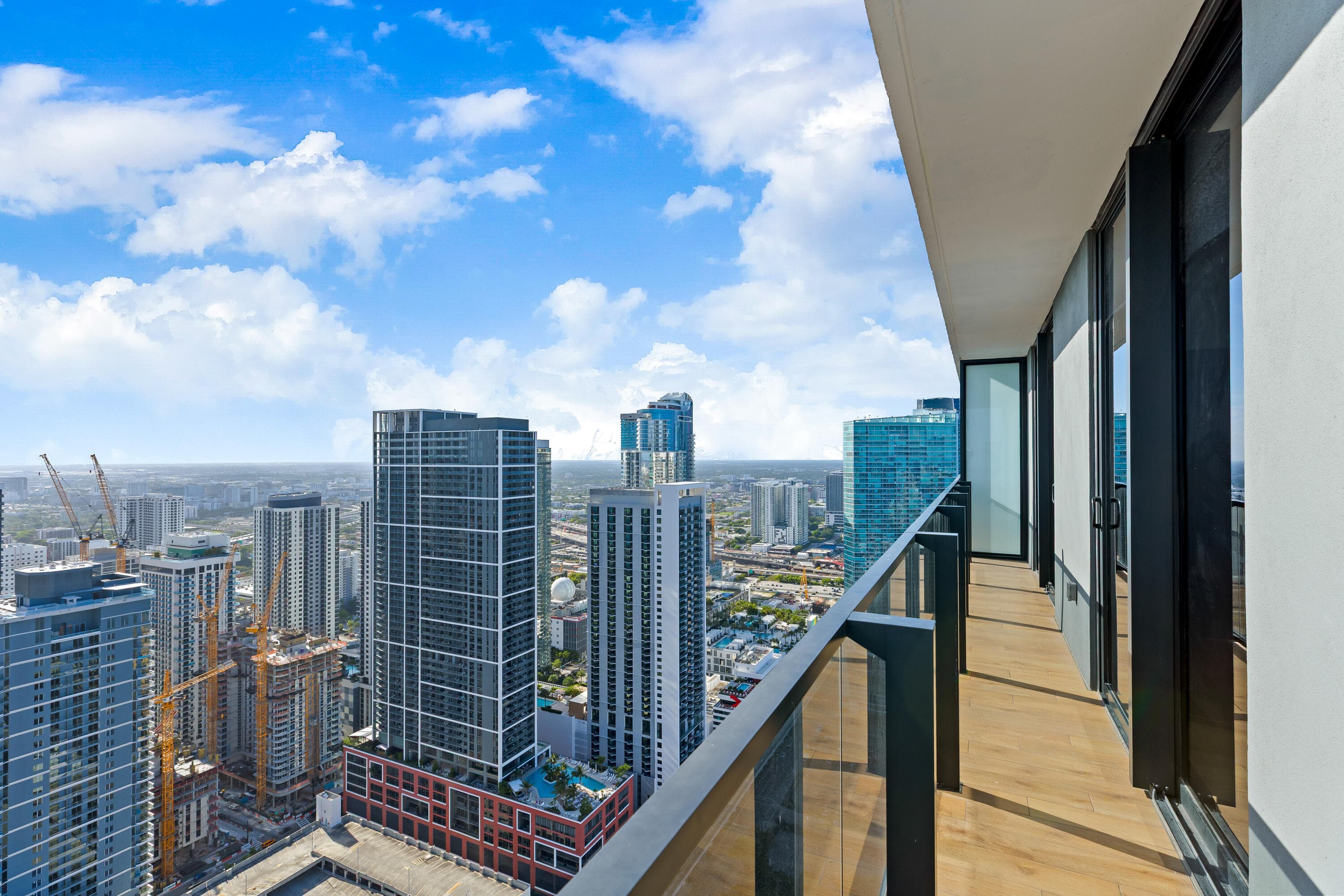 398 NE 5th Street 4618, Miami, FL 33132 — photo 42 of 80