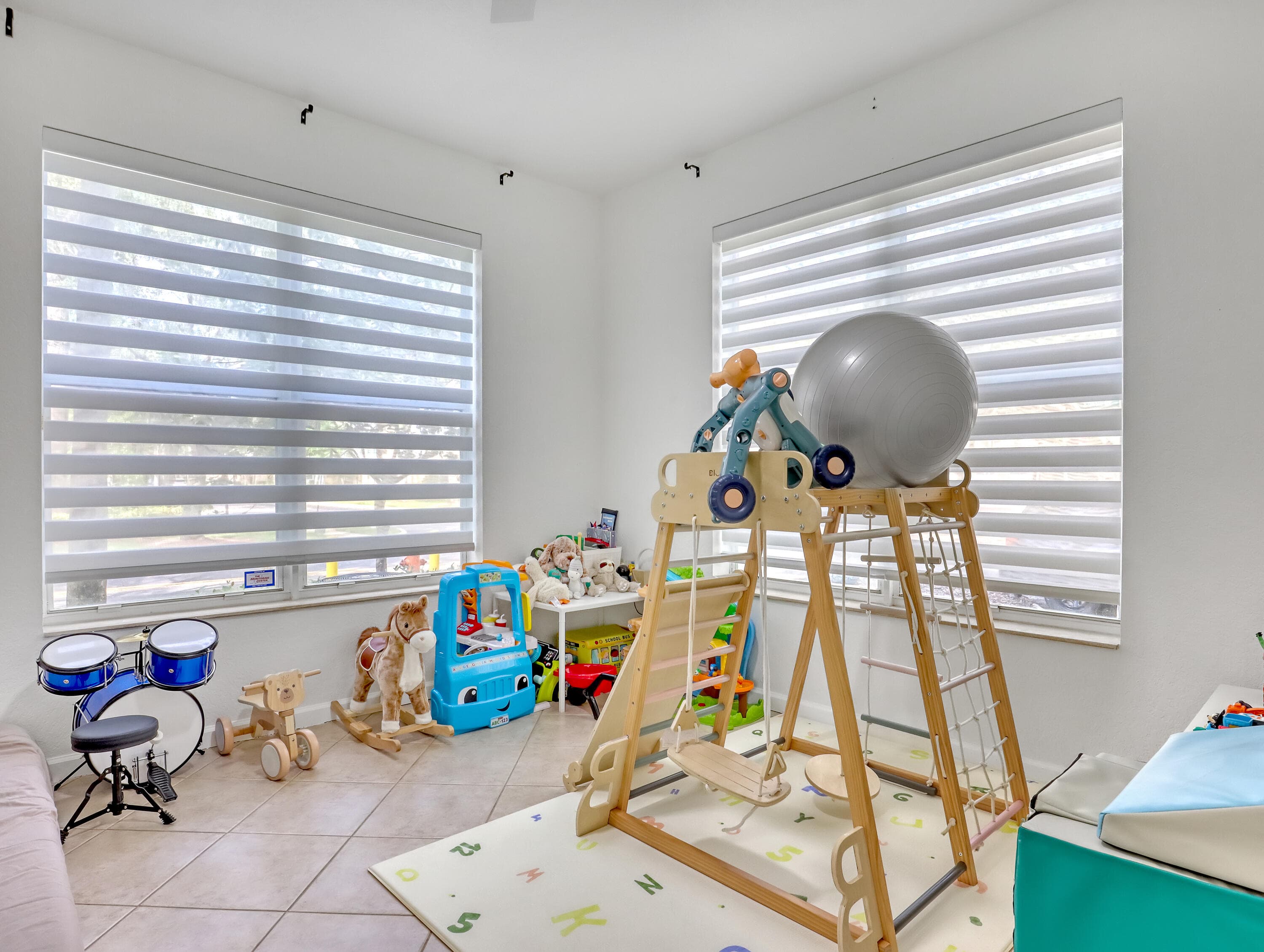 2850 S Oasis Drive, Boynton Beach, FL 33426 — photo 10 of 52
