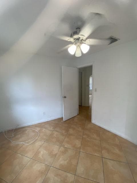 2930 NE 10 Terrace, Pompano Beach, FL 33064 — photo 12 of 25