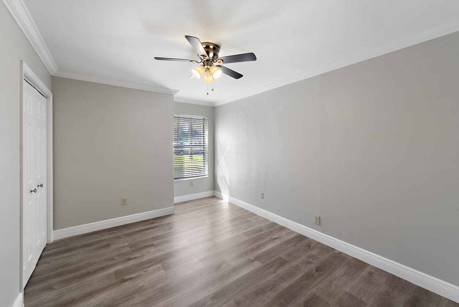 916 Daffodil Drive, Wellington, FL 33414 — photo 15 of 32