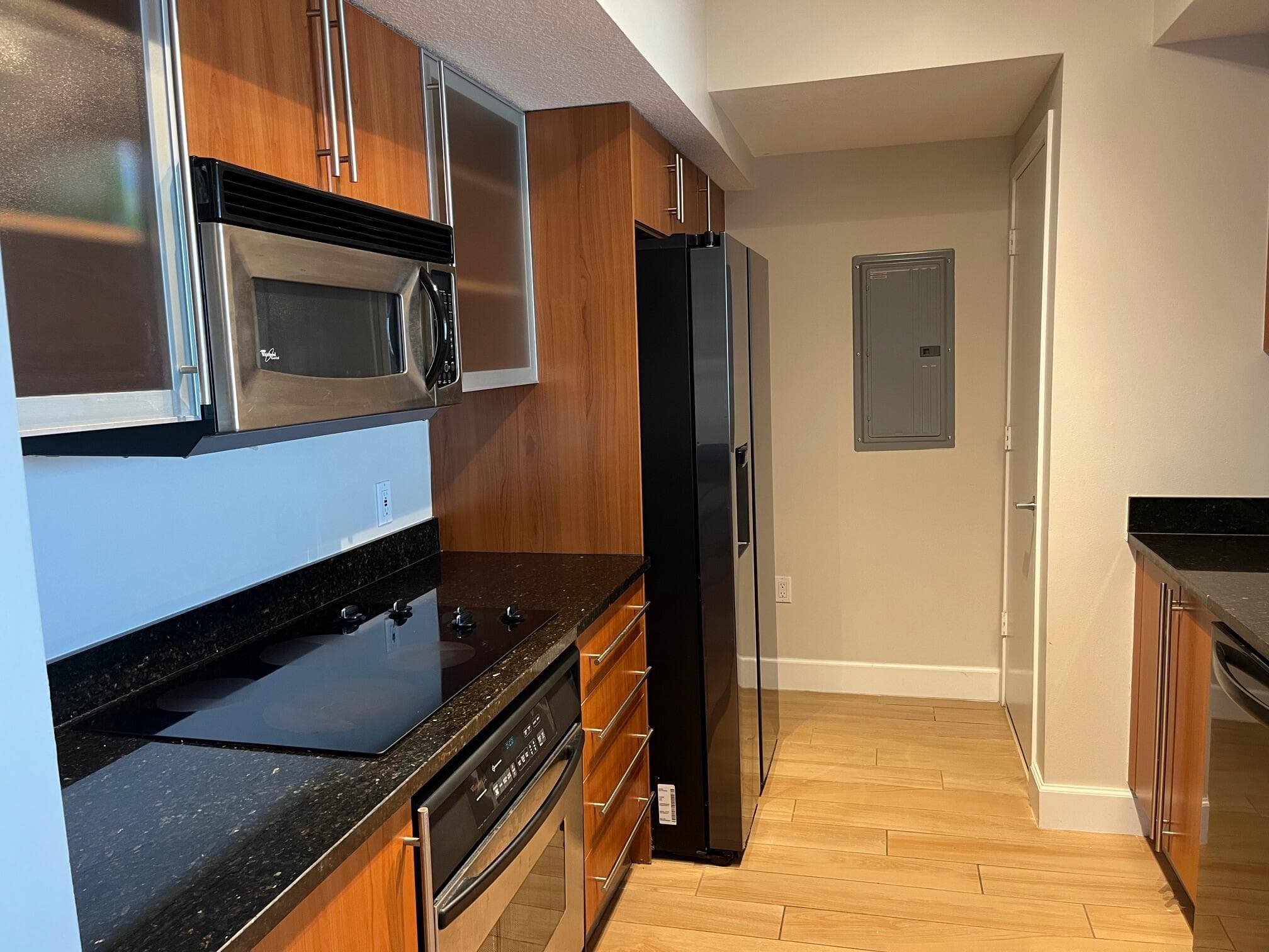1551 N Flagler Drive 802, West Palm Beach, FL 33401 — photo 3 of 31