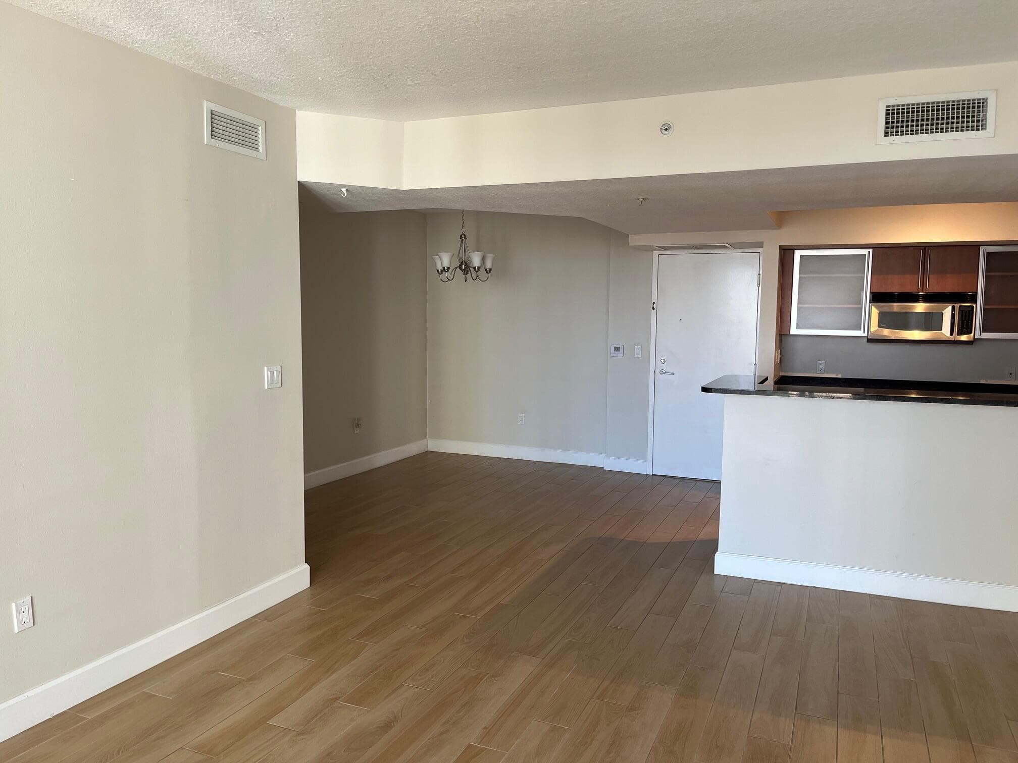 1551 N Flagler Drive 802, West Palm Beach, FL 33401 — photo 6 of 31