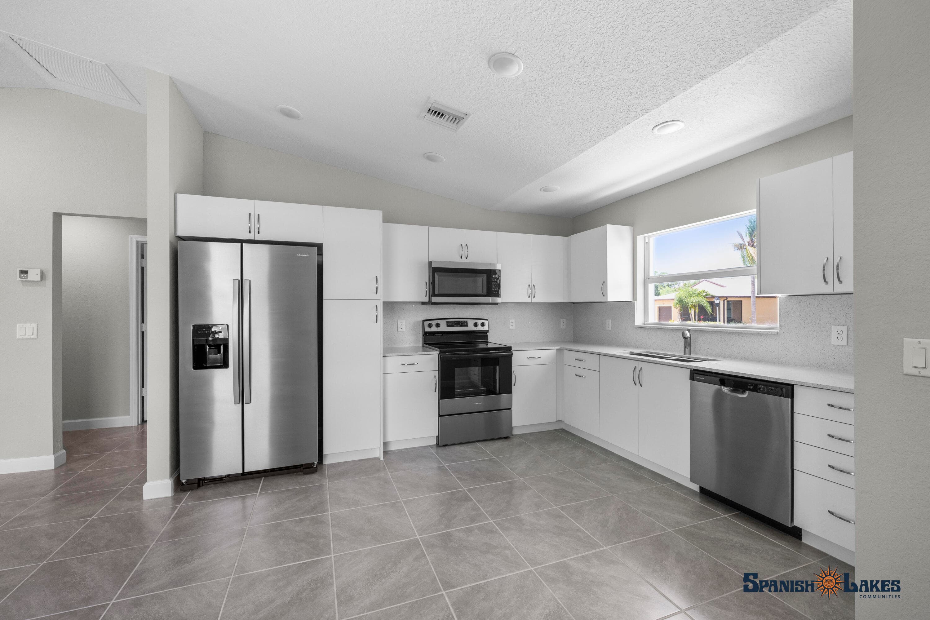 16 Islandia Lane, Port St. Lucie, FL 34952 — photo 3 of 11