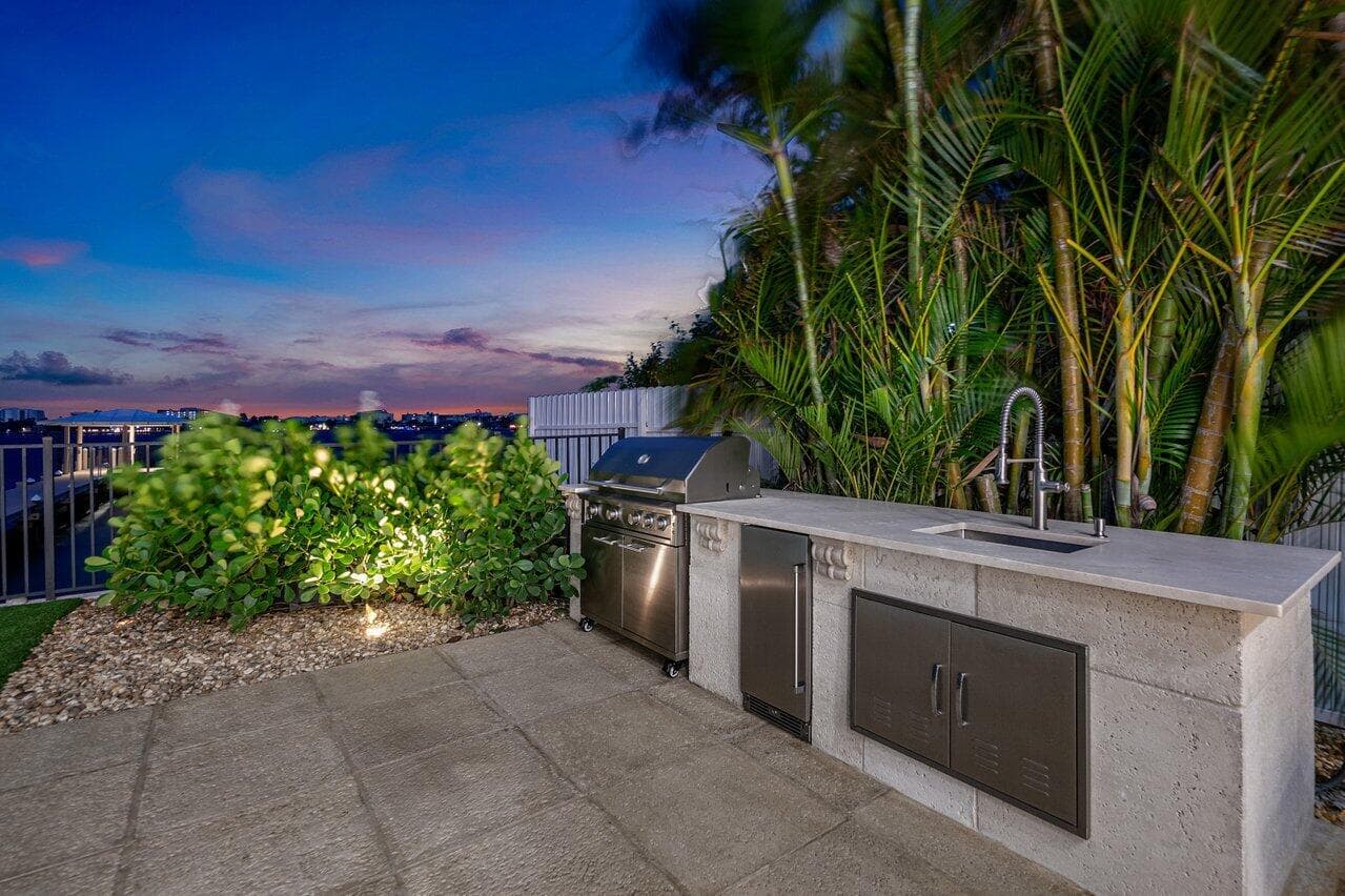 1 S 18th Avenue S, Lake Worth Beach, FL 33460 — photo 84 of 85
