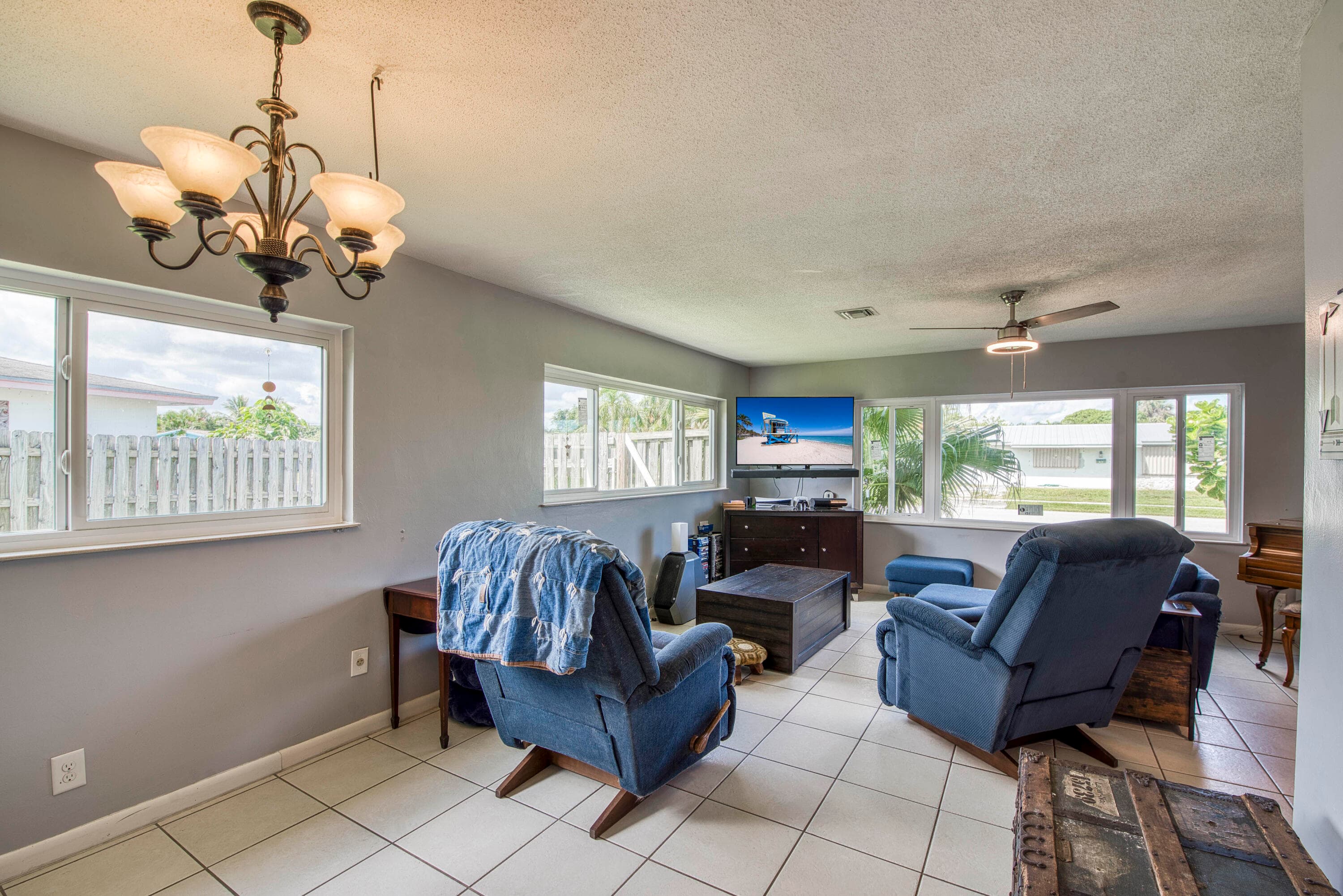 3406 Capri Road, Palm Beach Gardens, FL 33410 — photo 6 of 17