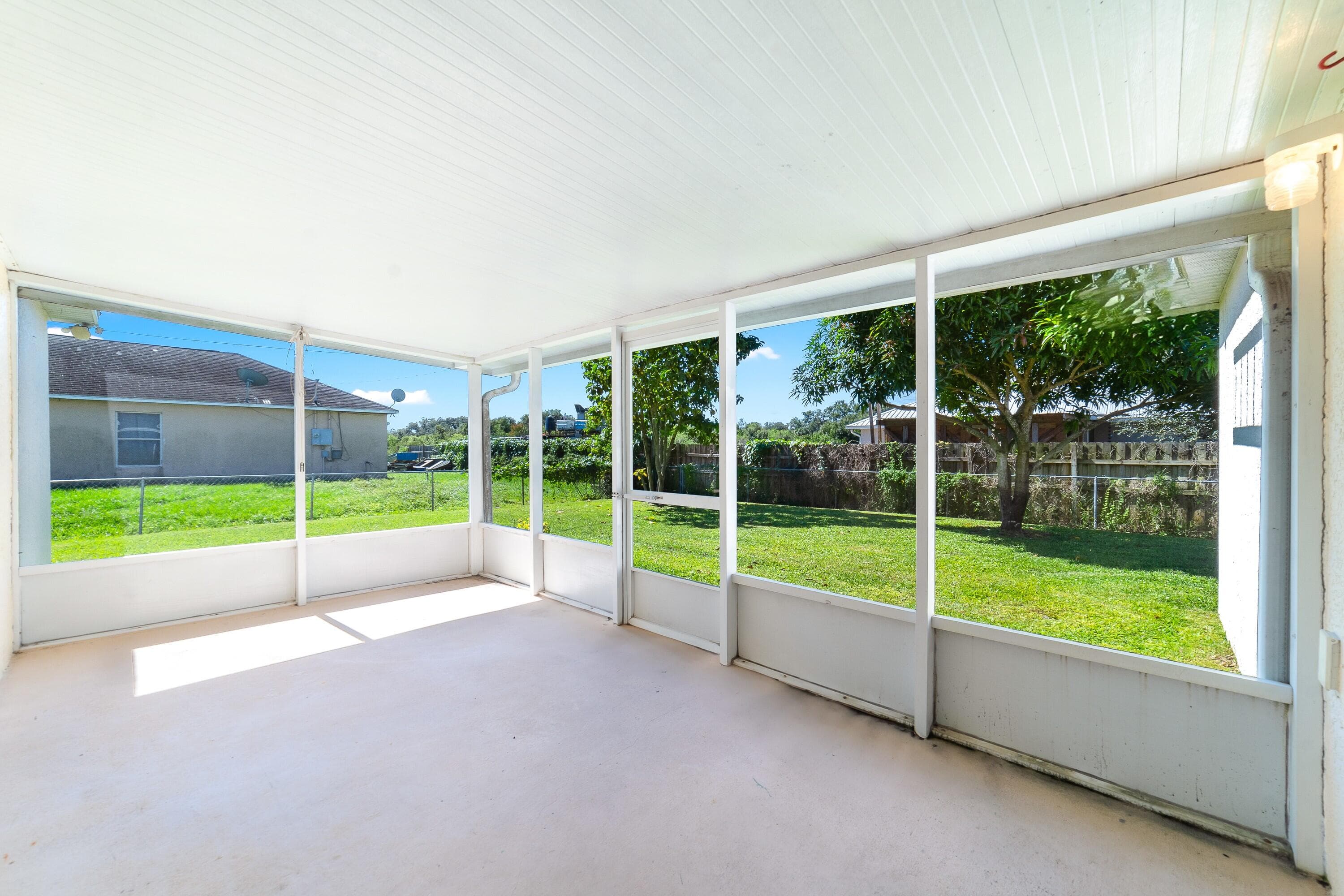 1165 SE 40th Avenue, Okeechobee, FL 34974 — photo 23 of 35