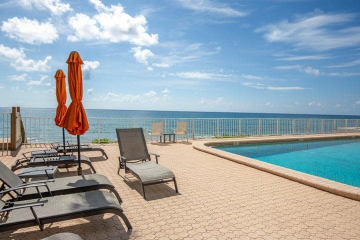 4200 S Ocean Boulevard 503, South Palm Beach, FL 33480 — photo 15 of 30