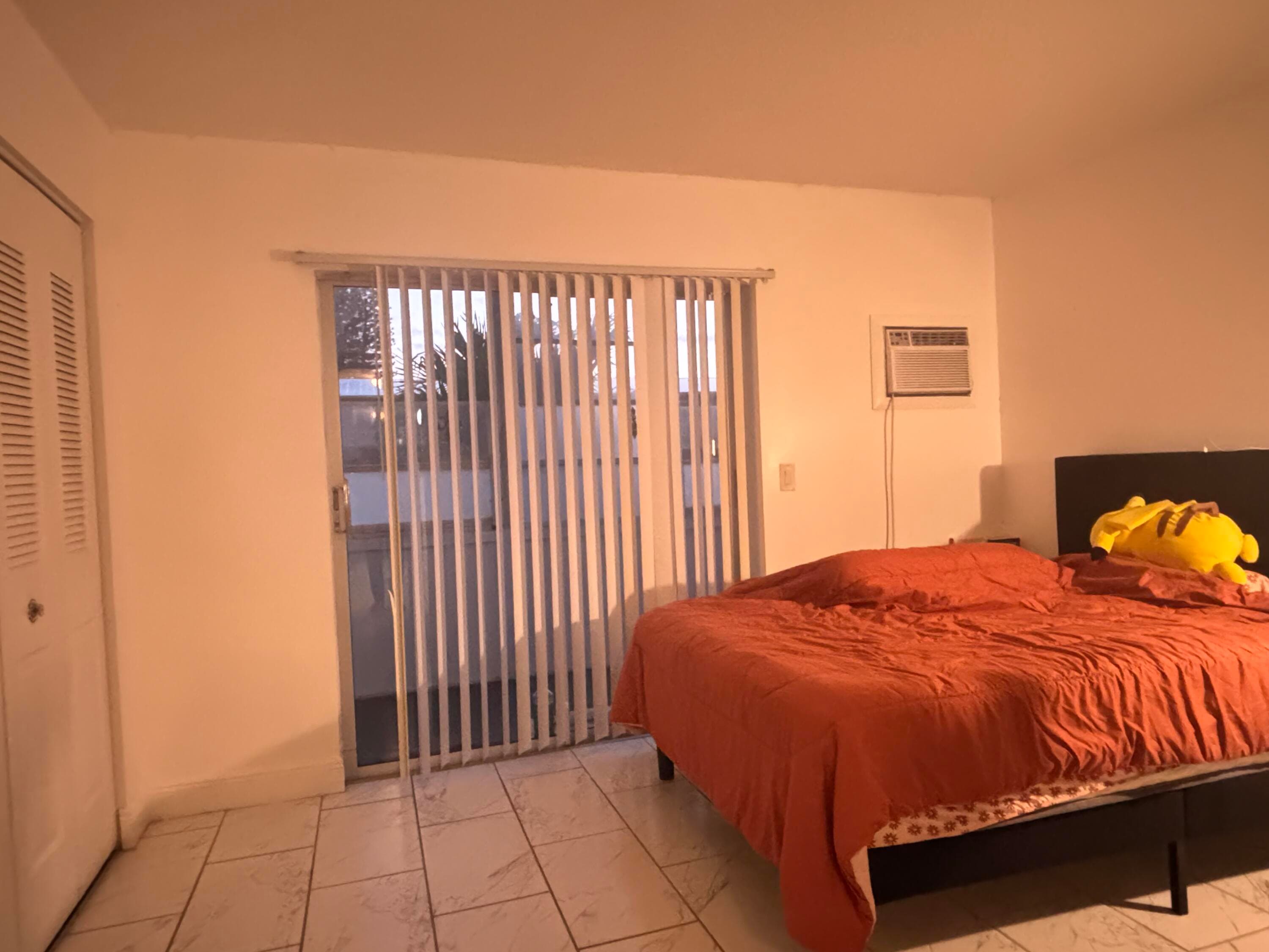 76 Cambridge D, West Palm Beach, FL 33417 — photo 4 of 15