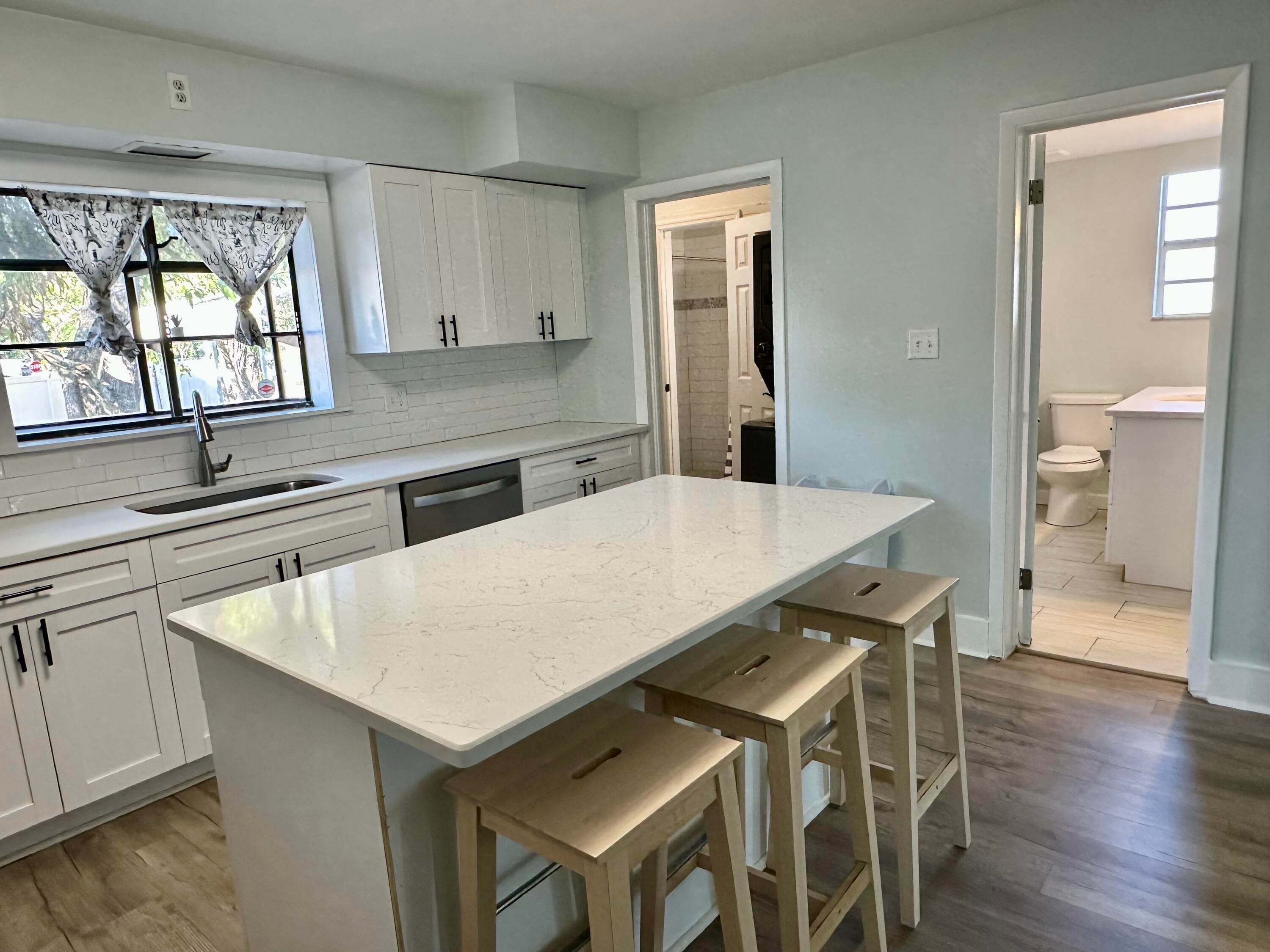 1504 E 33rd Avenue, Tampa, FL 33610 — photo 21 of 33