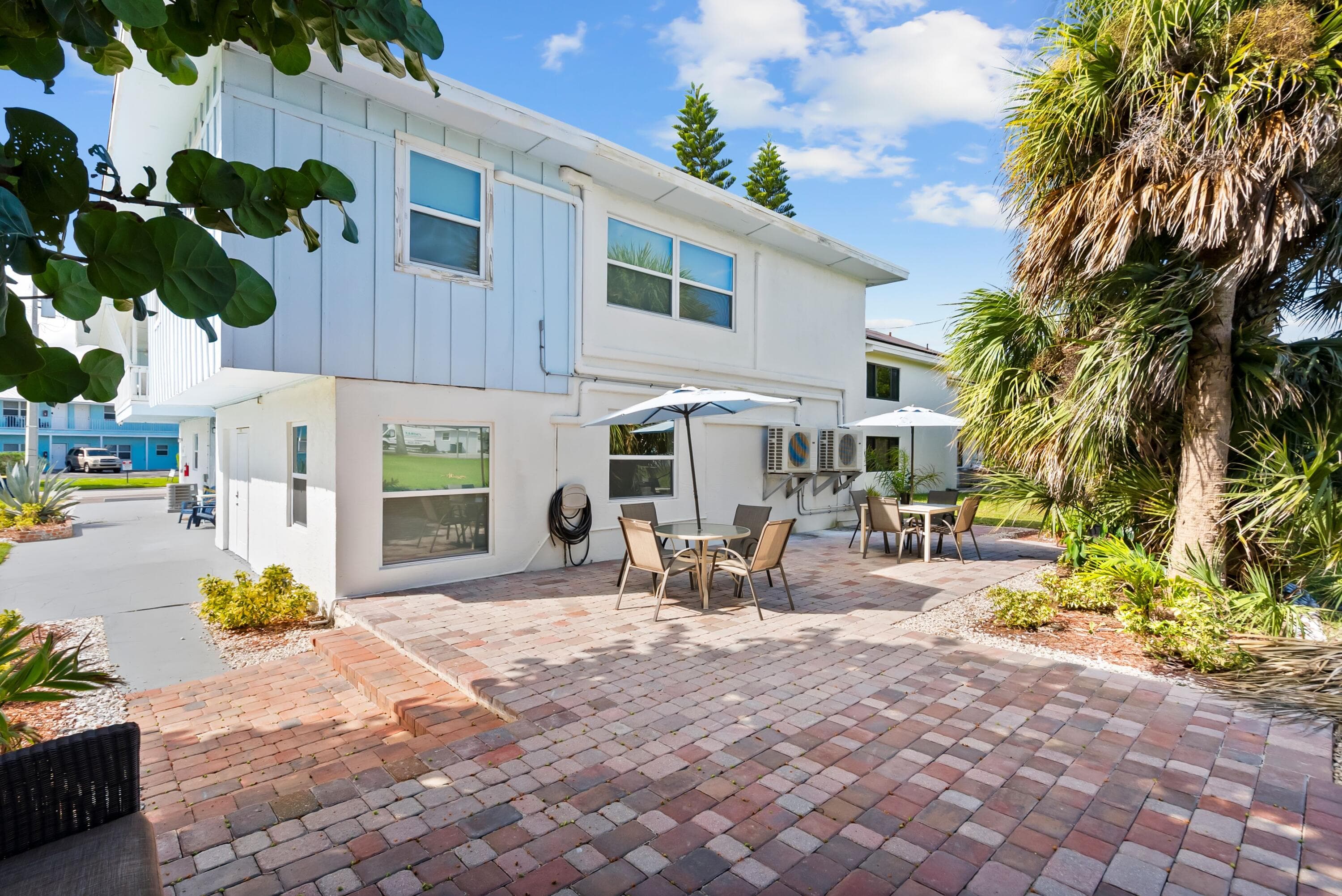 670 Hernando Street E, Fort Pierce, FL 34949 — photo 14 of 23