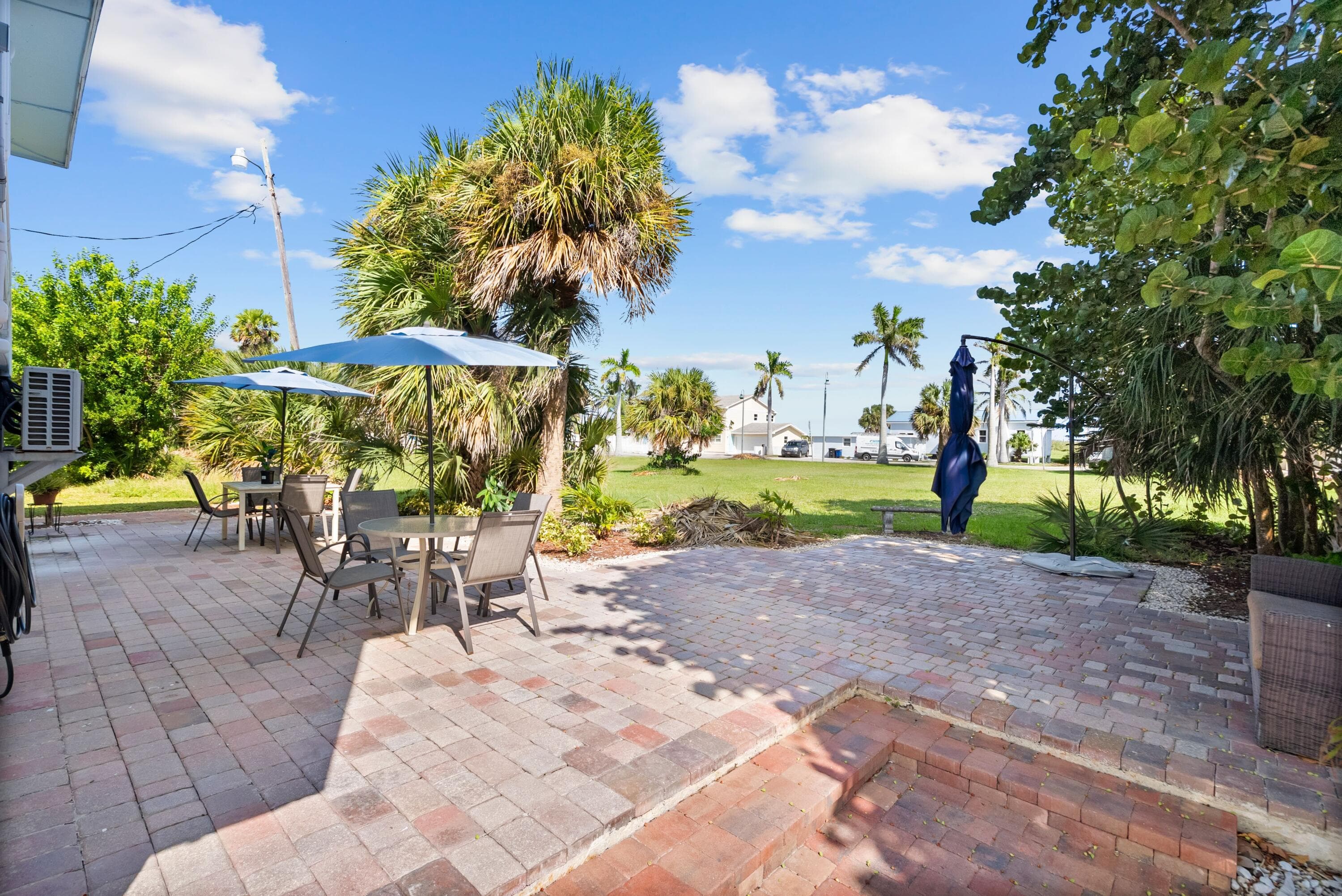 670 Hernando Street E, Fort Pierce, FL 34949 — photo 16 of 23