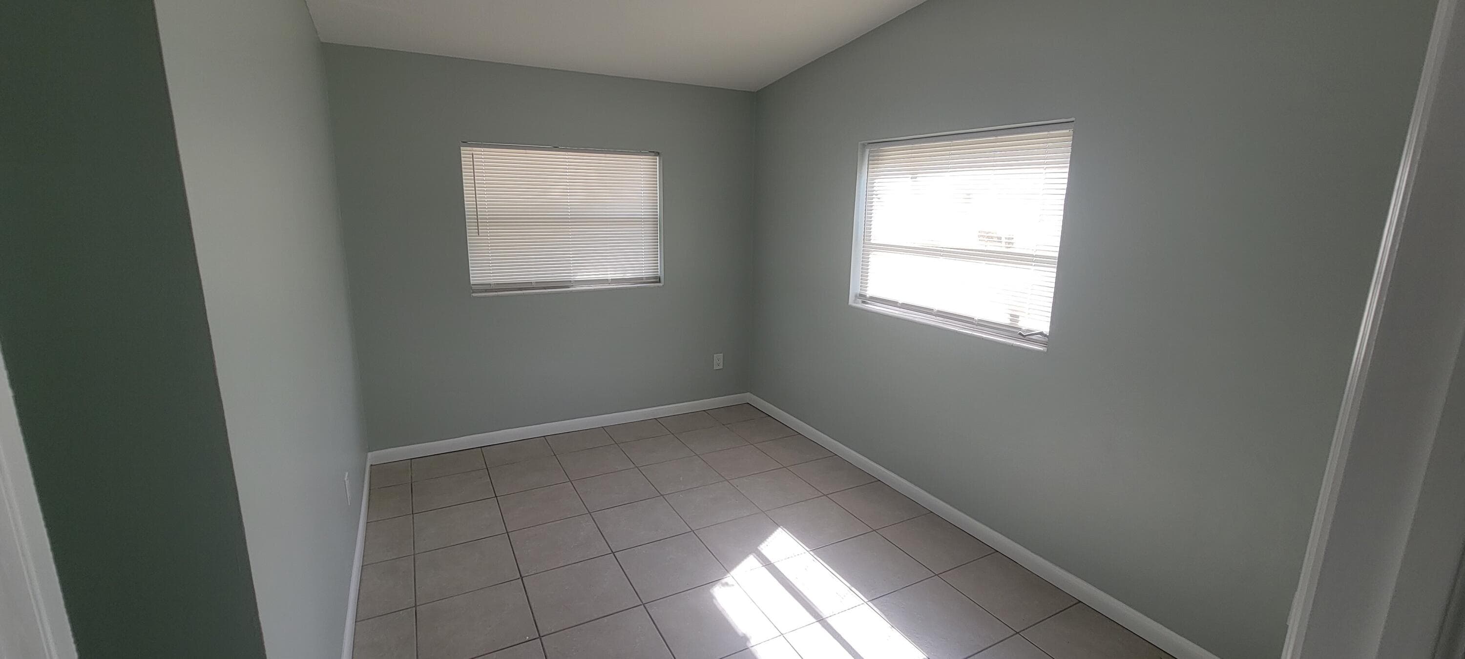 1806 22nd Avenue, Vero Beach, FL 32960 — photo 7 of 8