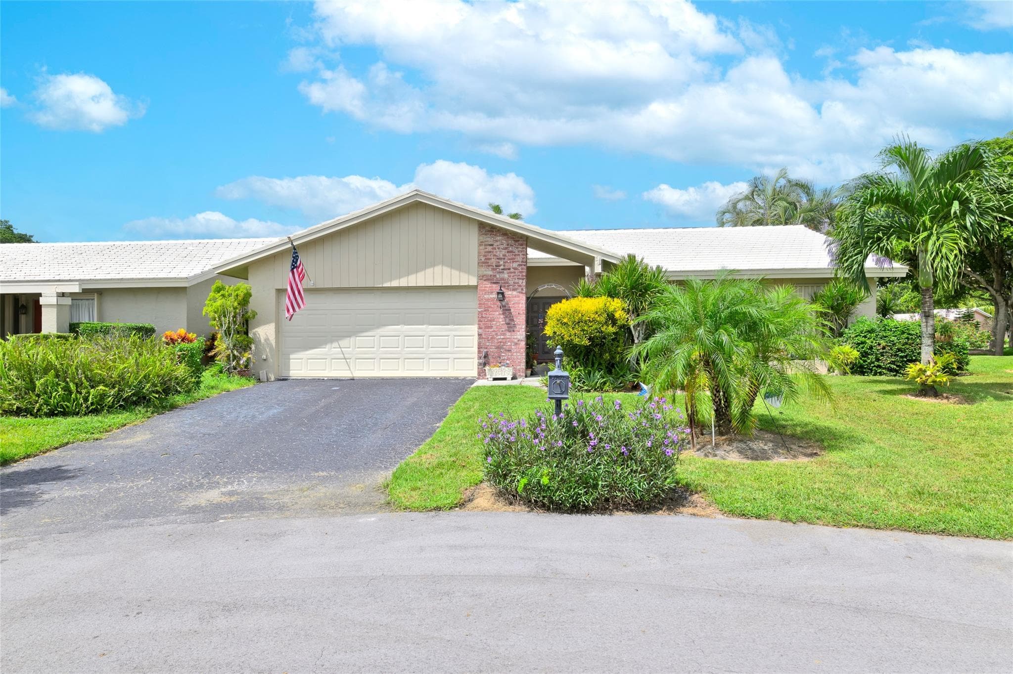 22349 Treetop Circle, Boca Raton, FL 33433 — photo 2 of 36