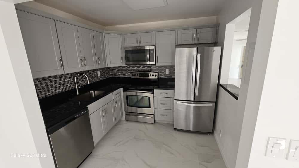 400 Piedmont I, Delray Beach, FL 33484 — photo 3 of 24
