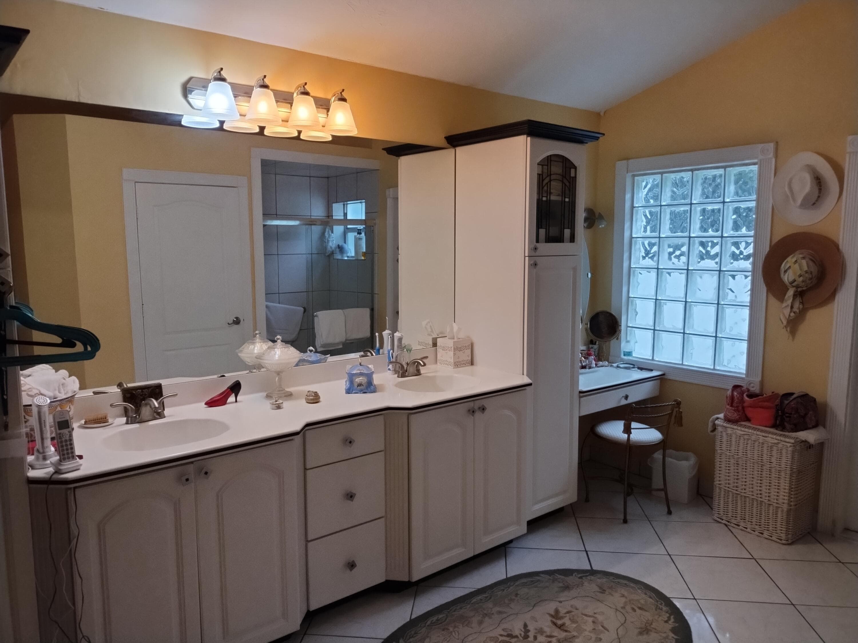 906 Dickens Place, West Palm Beach, FL 33411 — photo 10 of 14