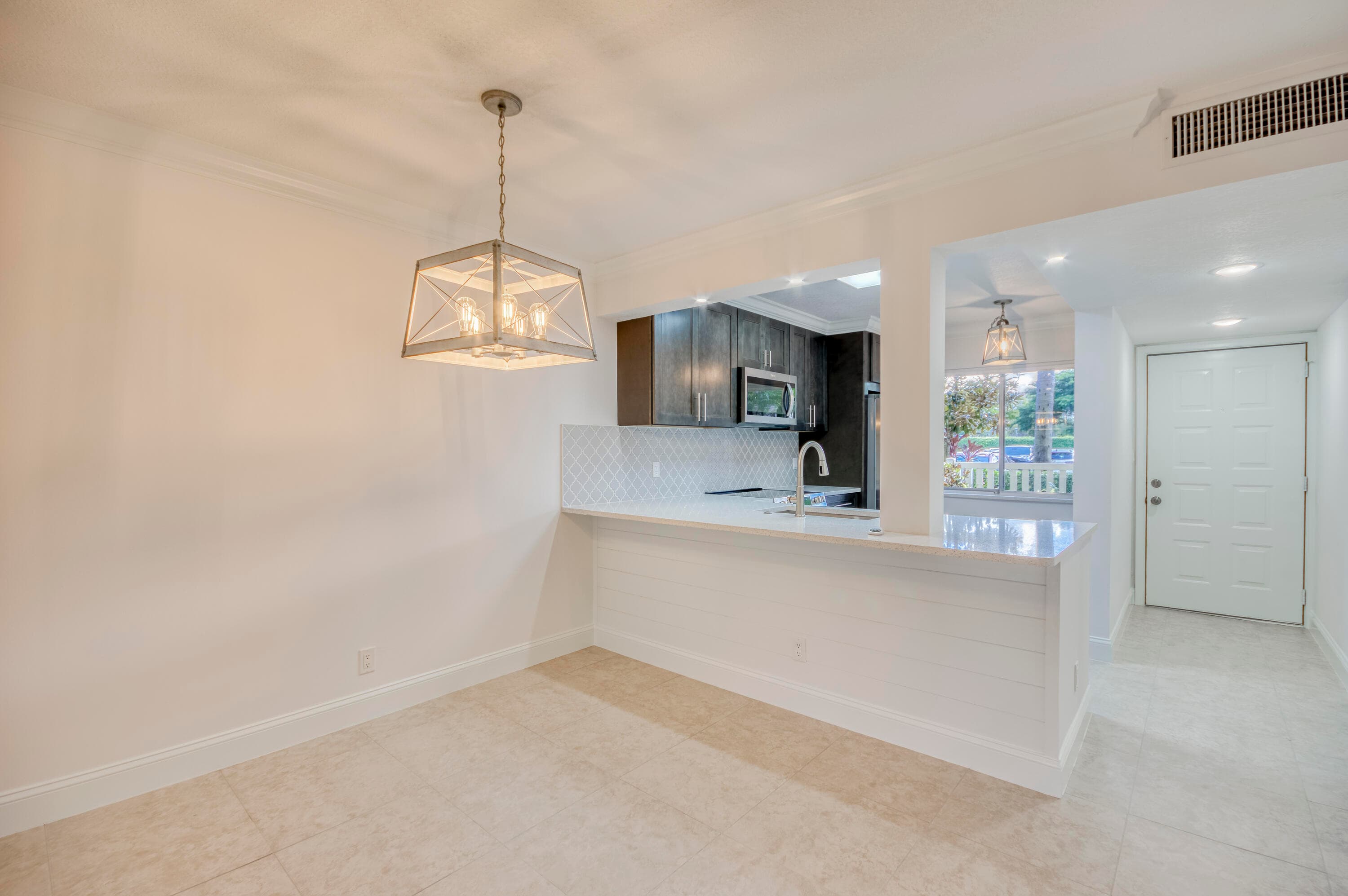 6865 Huntington Lane 105, Delray Beach, FL 33446 — photo 4 of 39