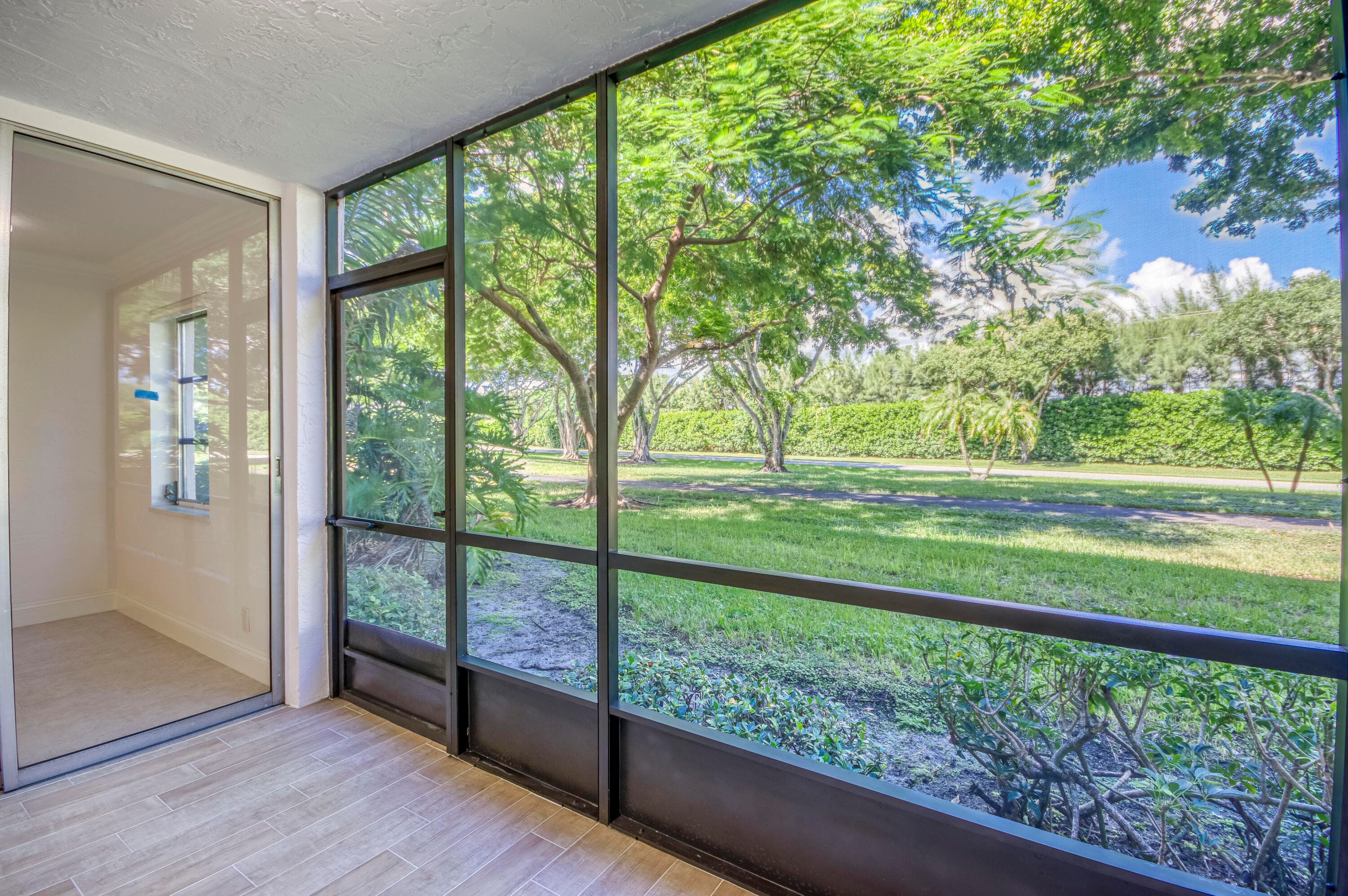 6865 Huntington Lane 105, Delray Beach, FL 33446 — photo 9 of 39