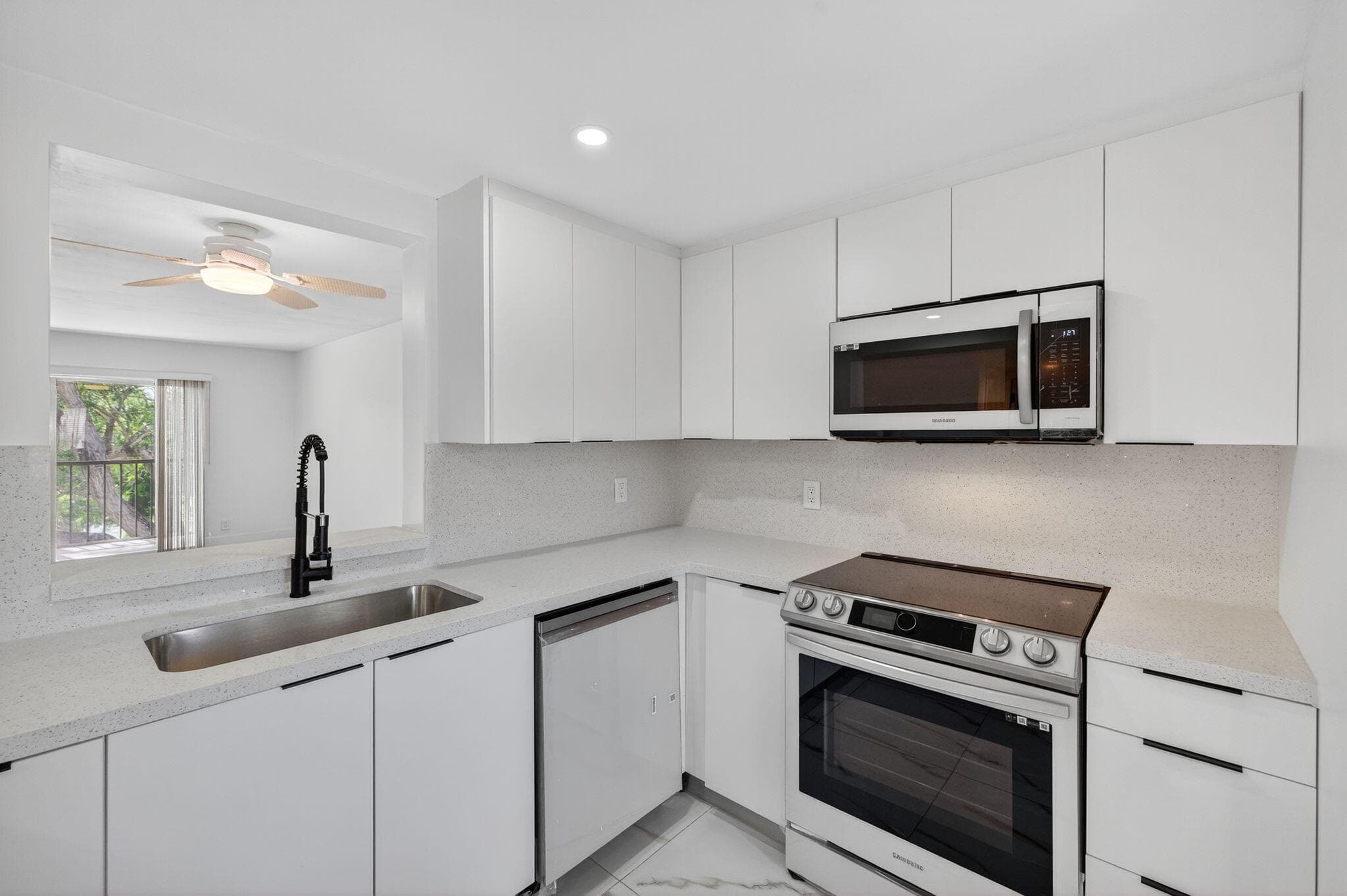 14375 Strathmore Lane 303, Delray Beach, FL 33446 — photo 4 of 111