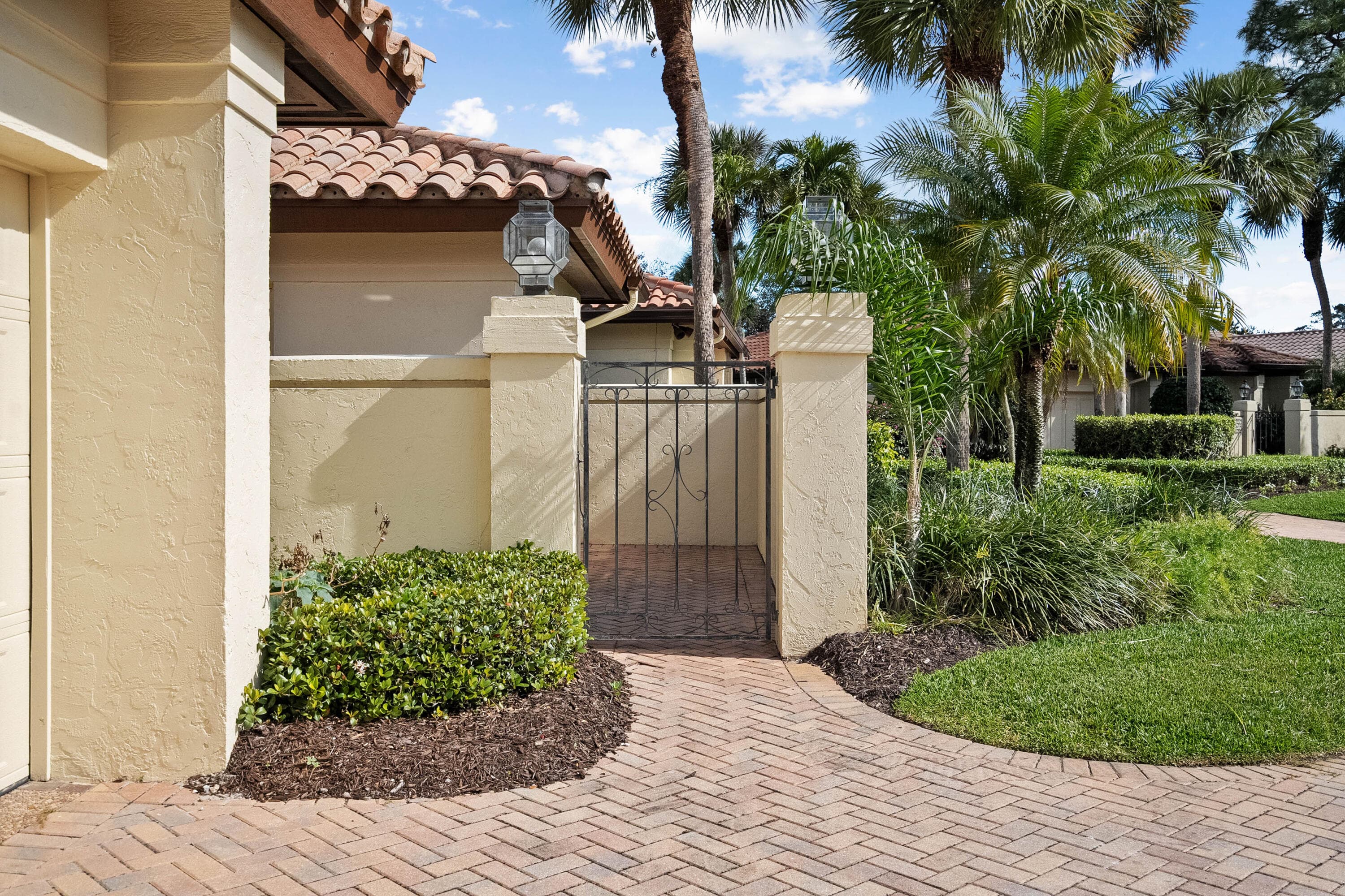 5361 SE Merion Way, Stuart, FL 34997 — photo 3 of 57