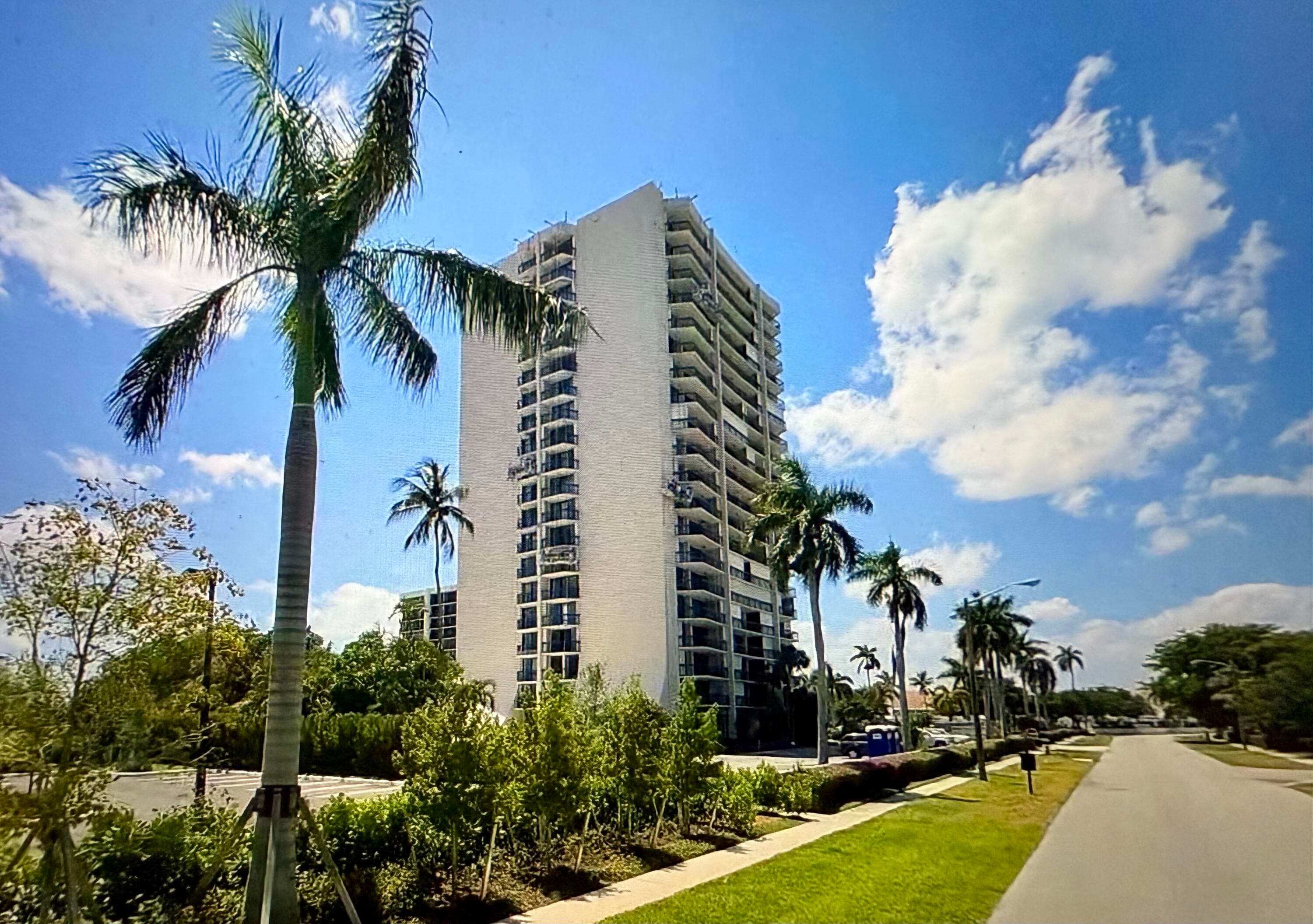 2425 Presidential Way 806, West Palm Beach, FL 33401 — photo 31 of 34