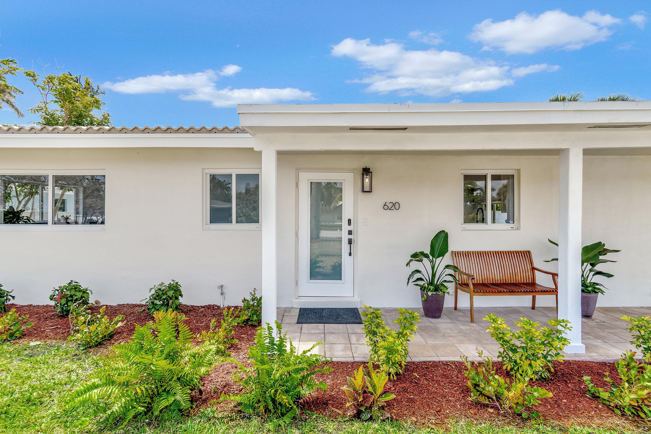 620 Las Palmas Park, Boynton Beach, FL 33435 — photo 3 of 34