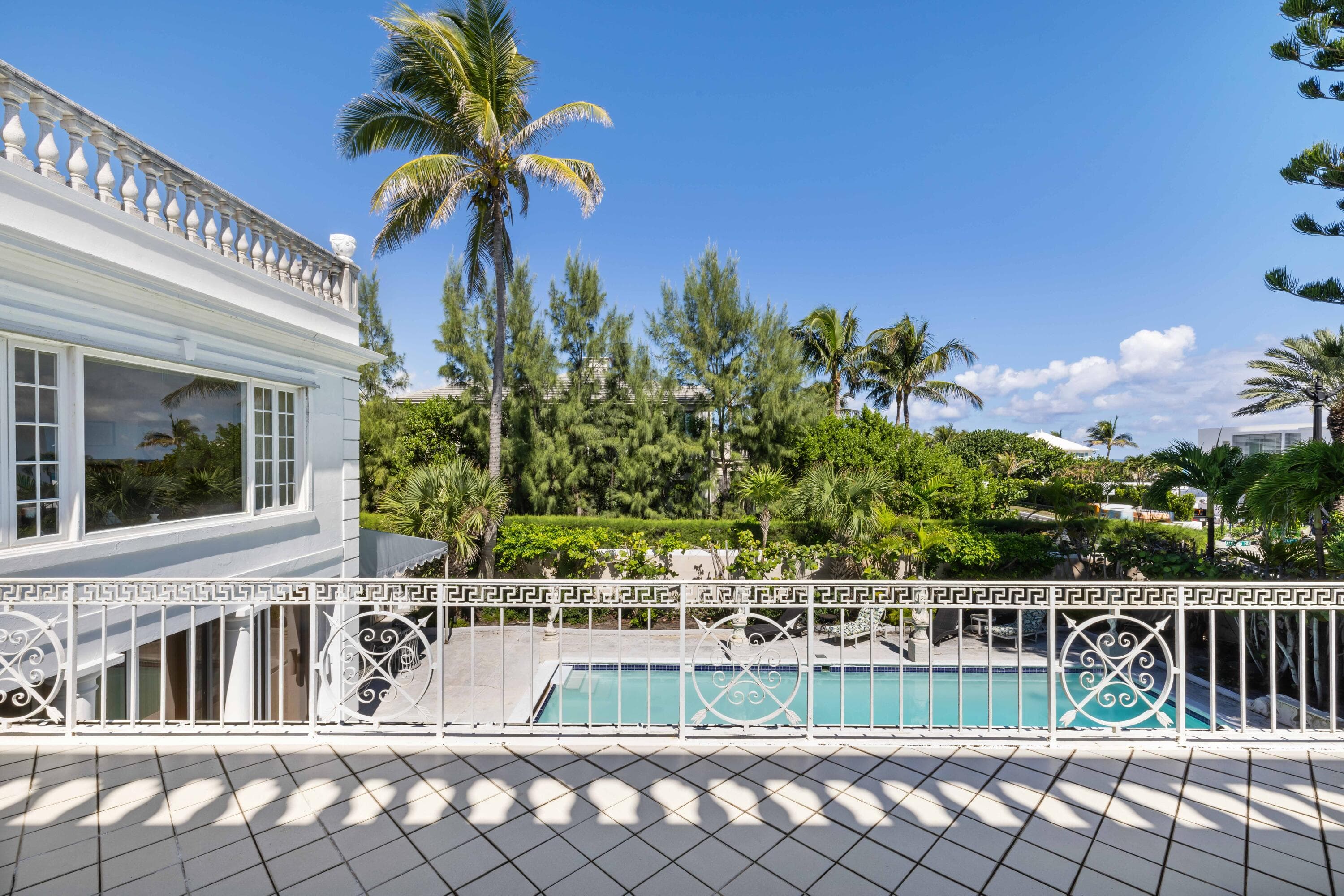 1048 S Ocean Boulevard, Palm Beach, FL 33480 — photo 8 of 19
