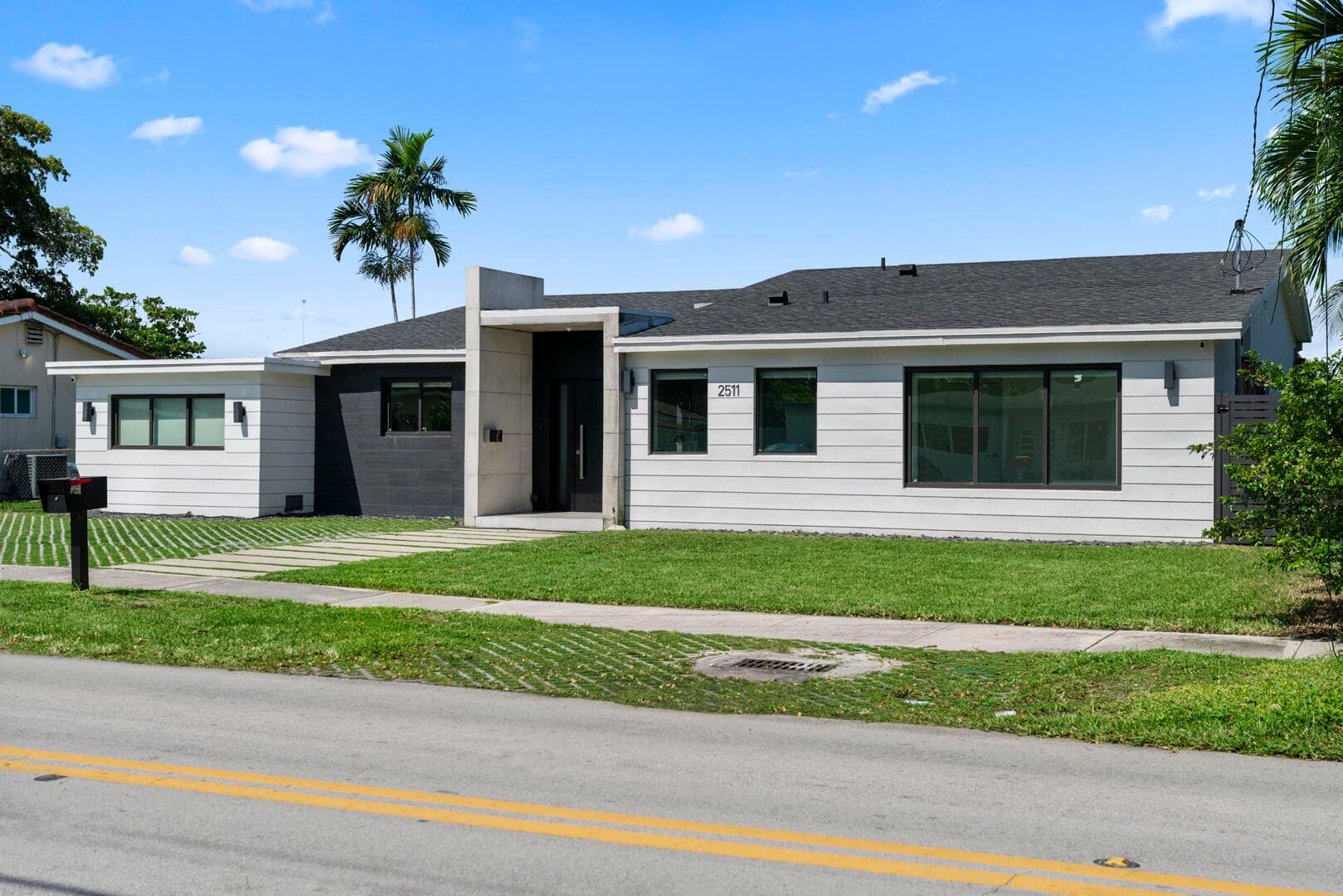 2511 NE 209th Terrace, Miami, FL 33180 — photo 4 of 43