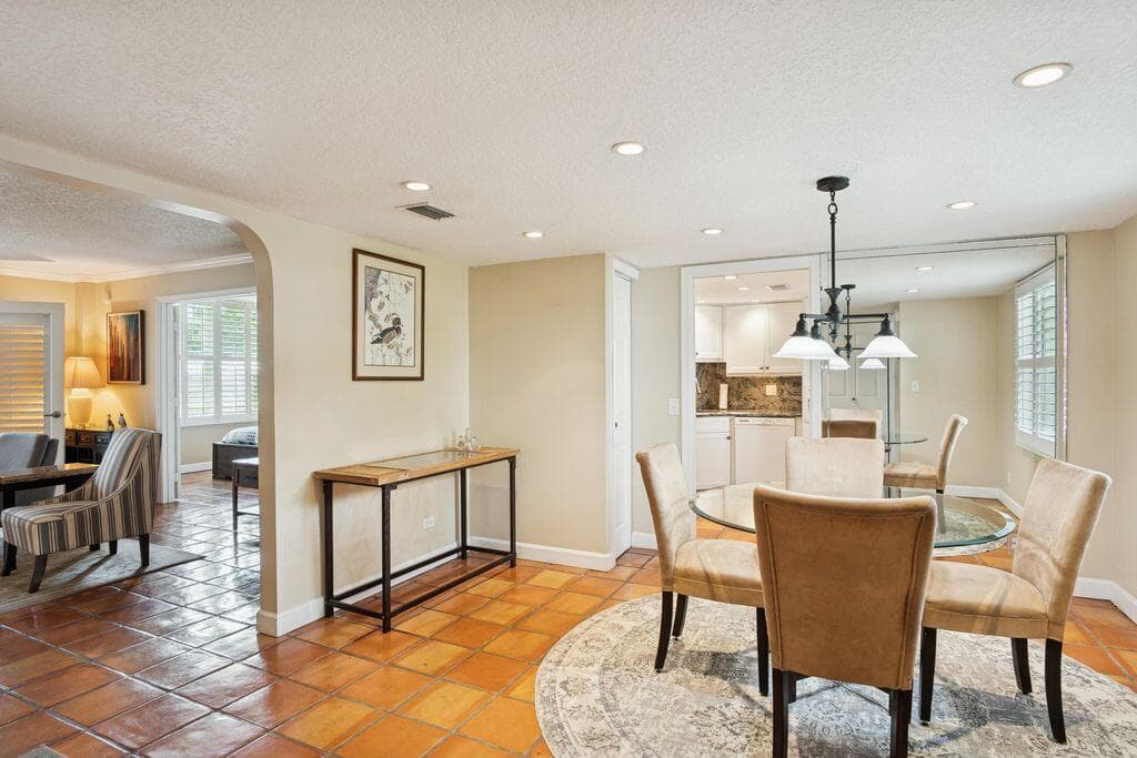 1 Harbourside Drive 1103, Delray Beach, FL 33483 — photo 26 of 40