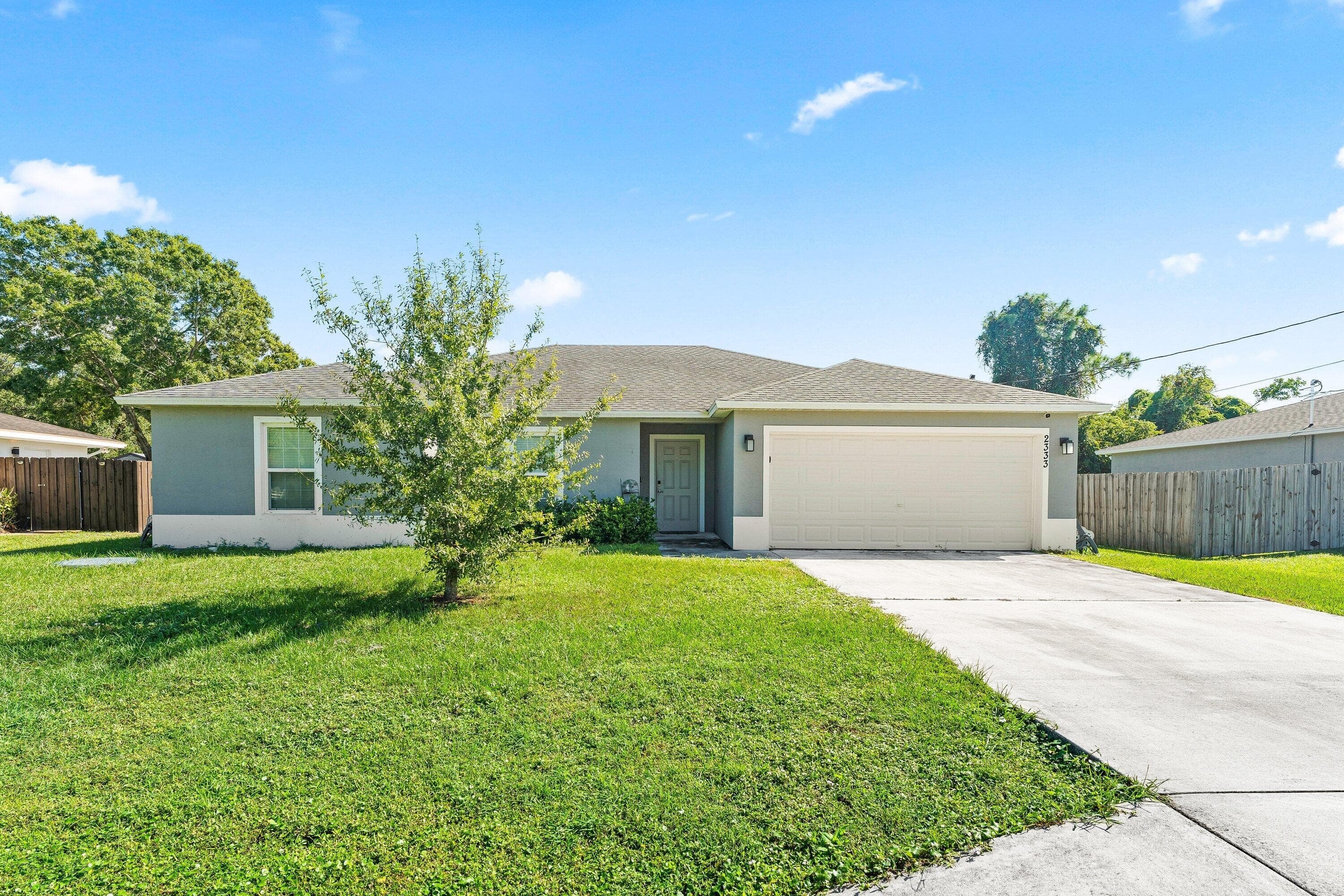 2333 SE Aneci Street, Port St. Lucie, FL 34984 — photo 2 of 27