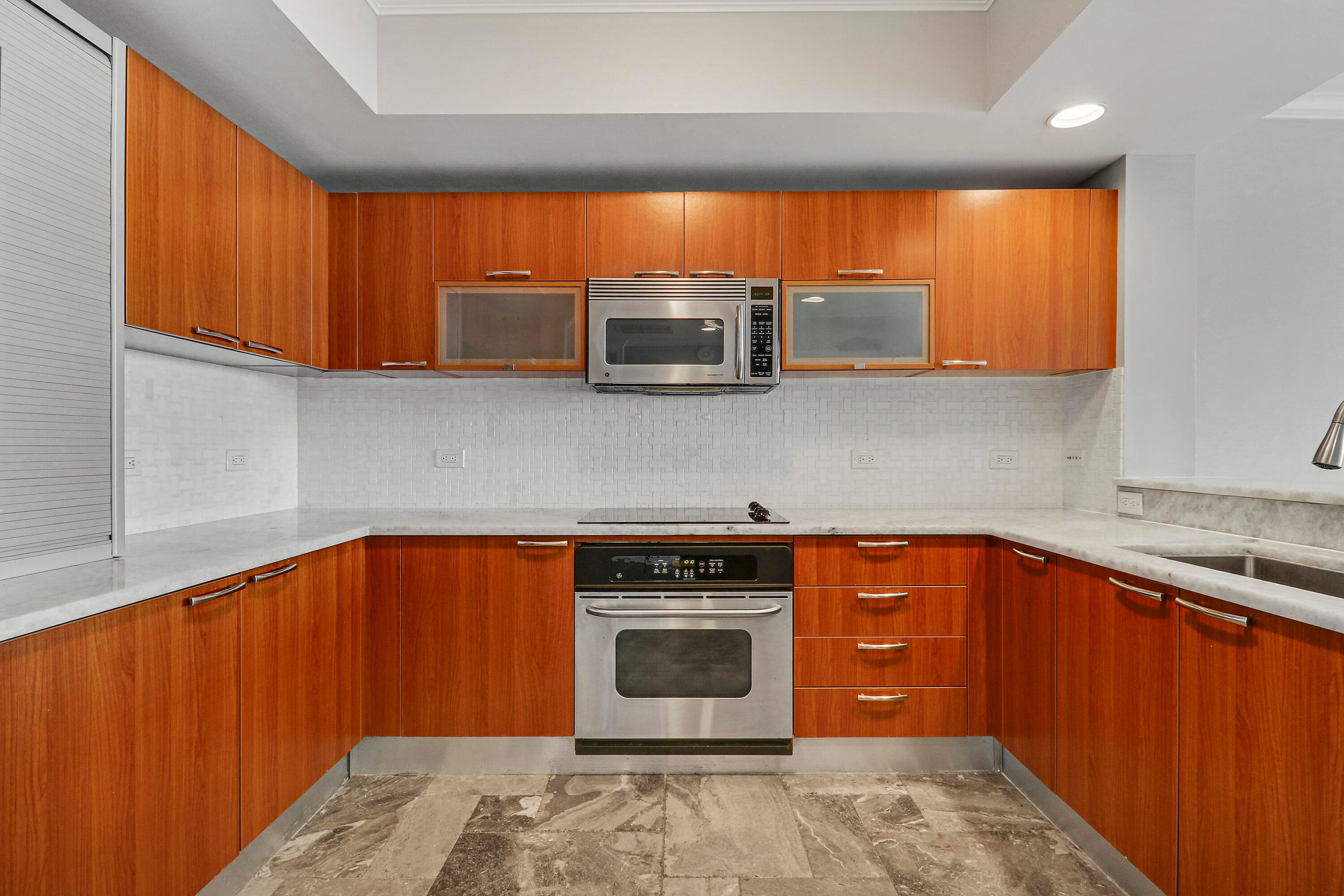 2650 Lake Shore Drive 1105, Riviera Beach, FL 33404 — photo 16 of 38