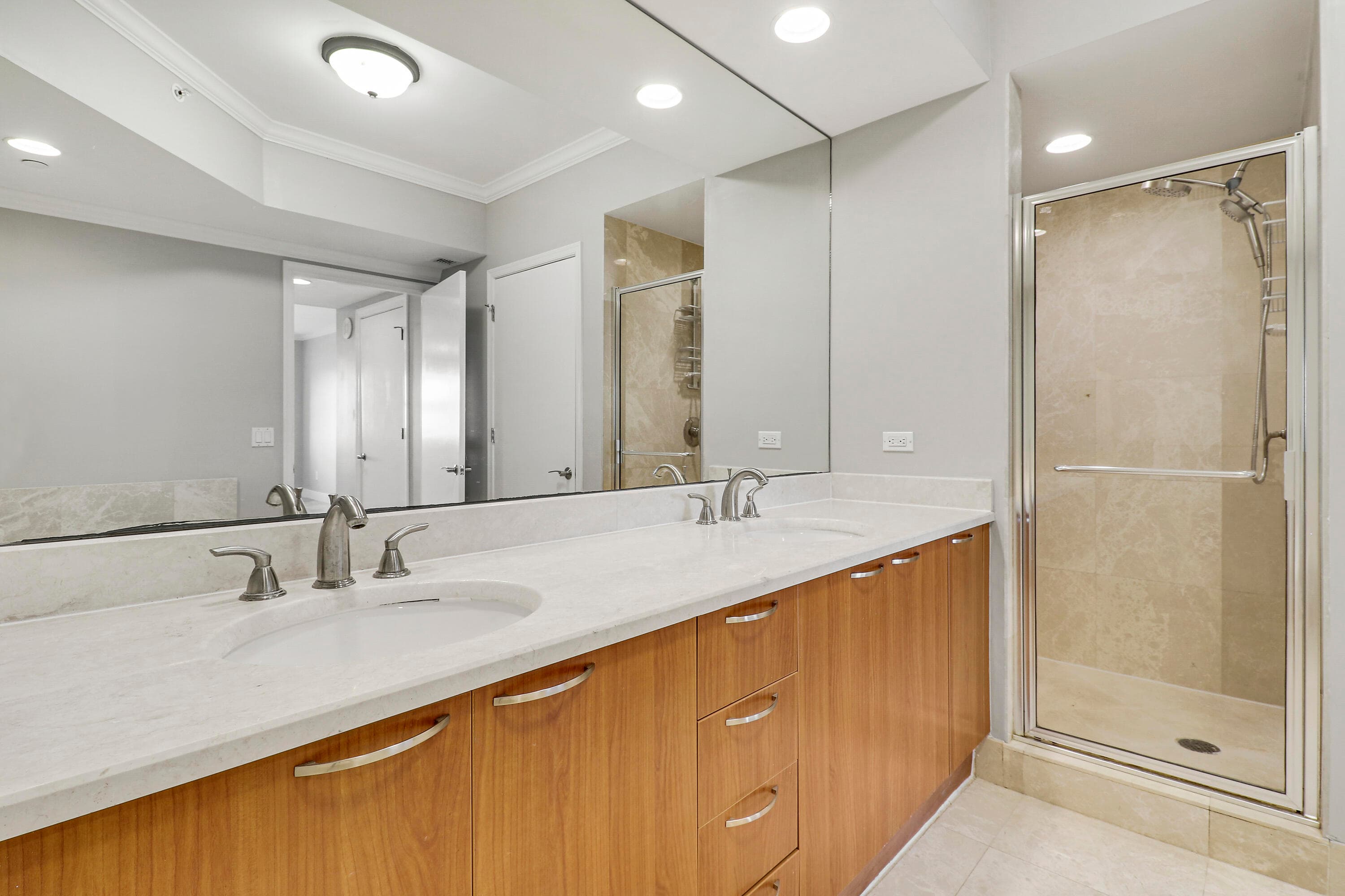 2650 Lake Shore Drive 1105, Riviera Beach, FL 33404 — photo 12 of 38